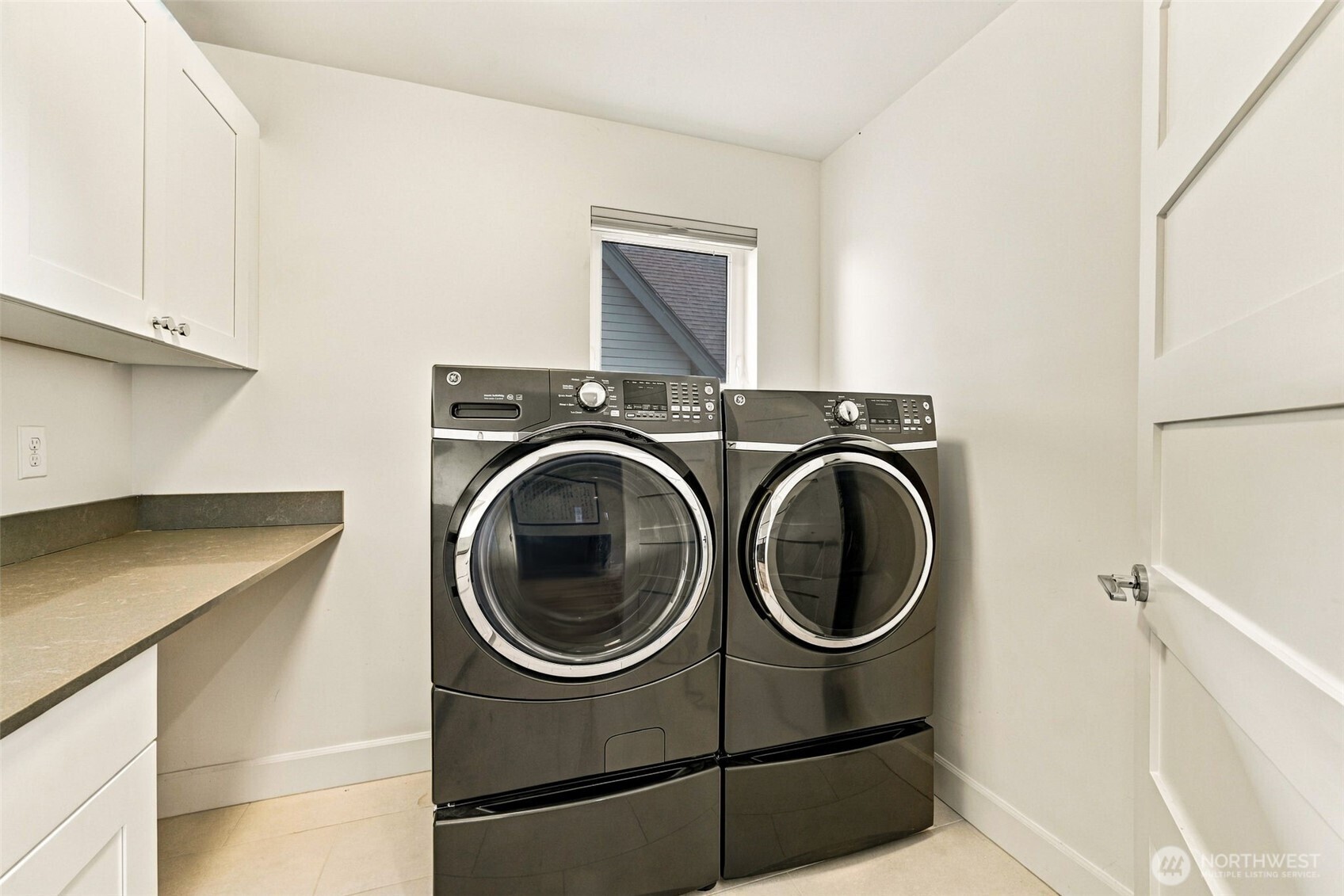 3715 Cascadia Avenue Property Photo 25