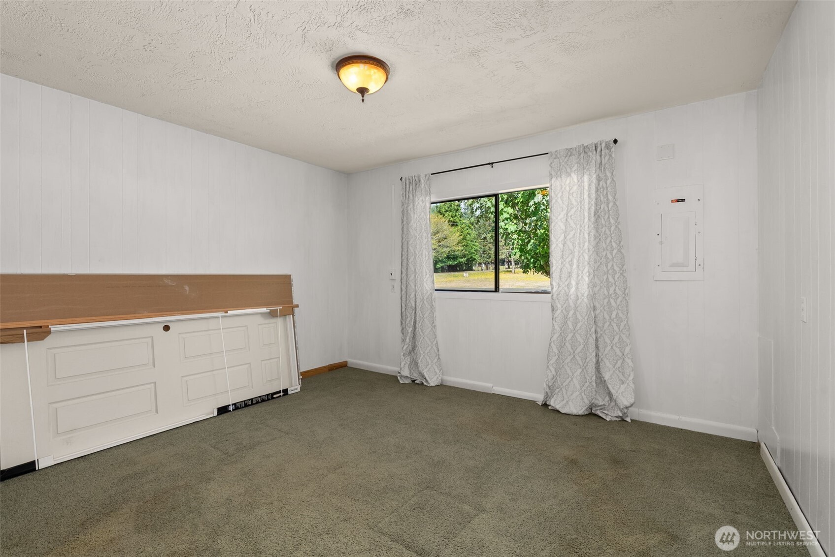 1212 Riddell Street Property Photo 22