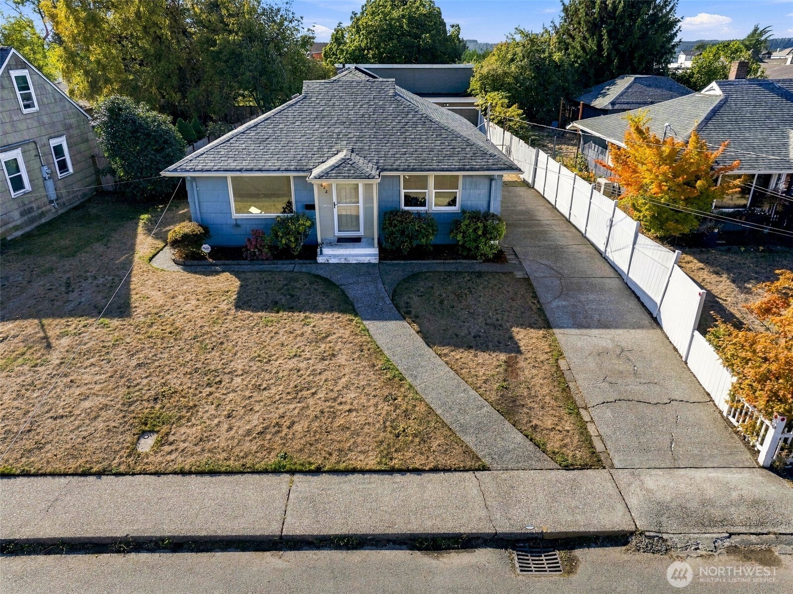 622 S Macarthur Street Property Photo 3