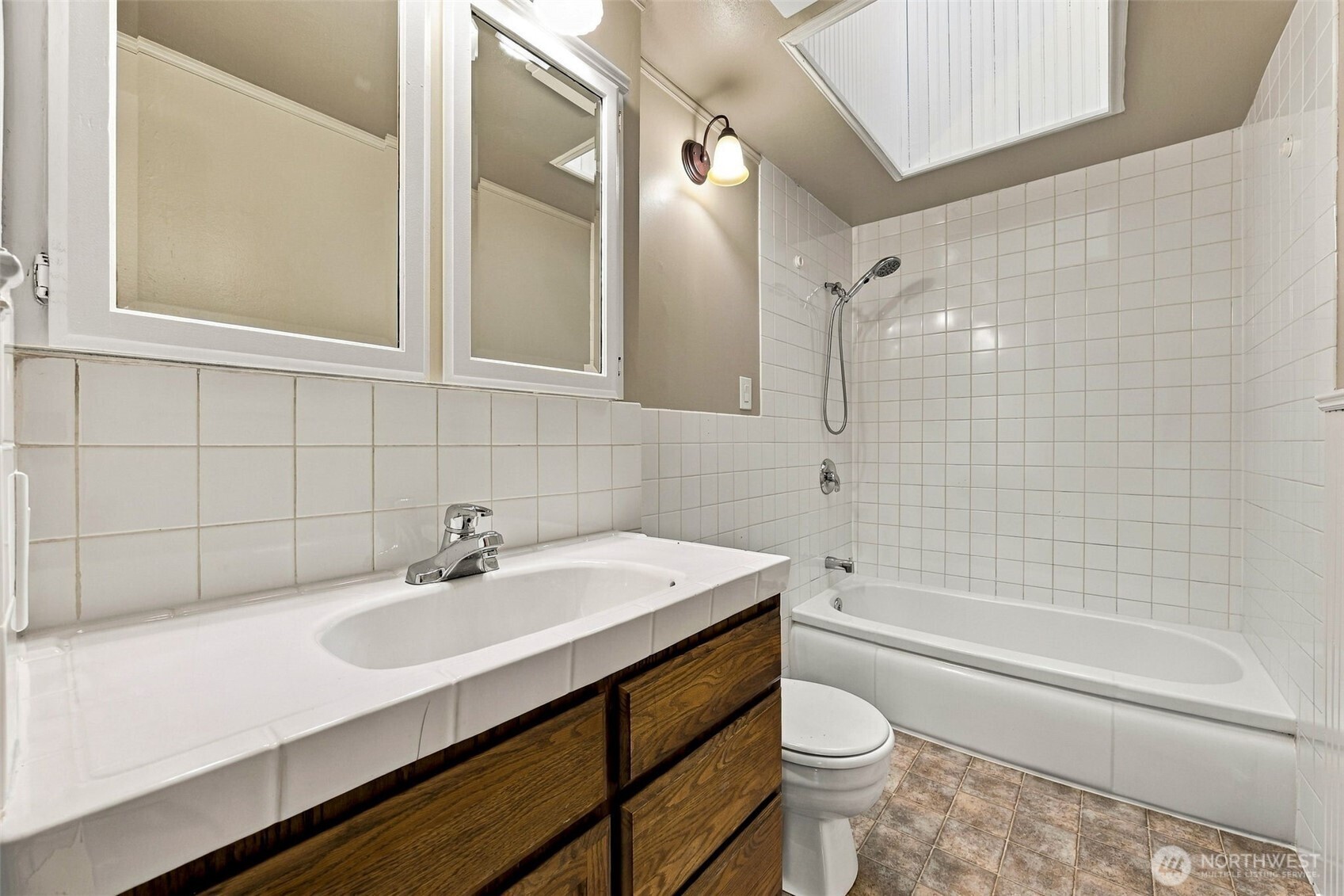 622 S Macarthur Street Property Photo 22
