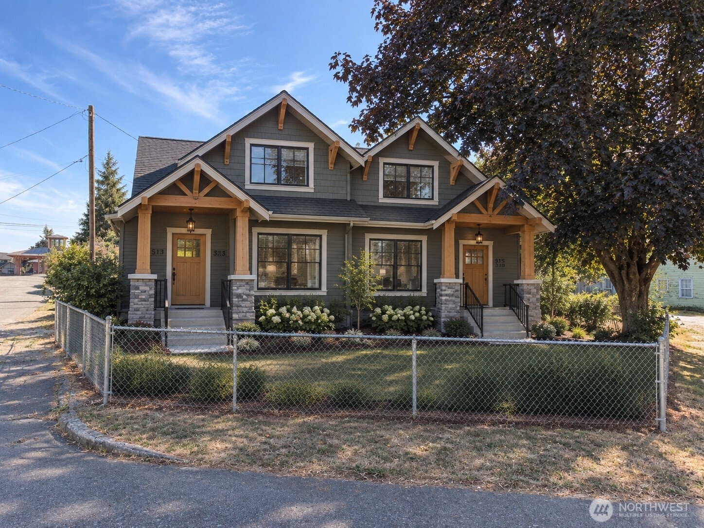 513 7th Street Property Photo 2