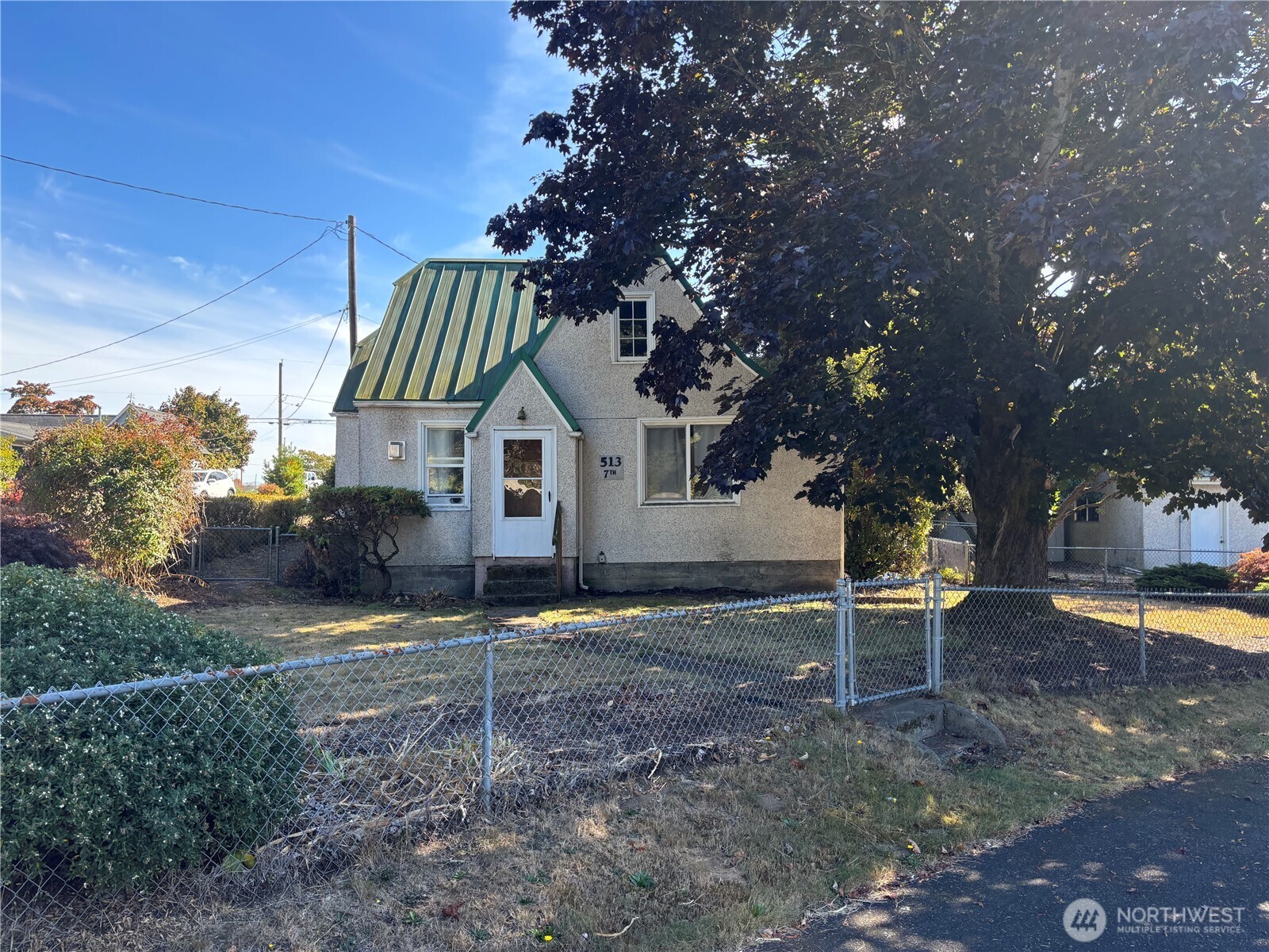 513 7th Street Property Photo 3