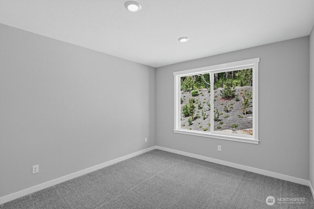 13202 Ne 127th Court D Property Photo 8