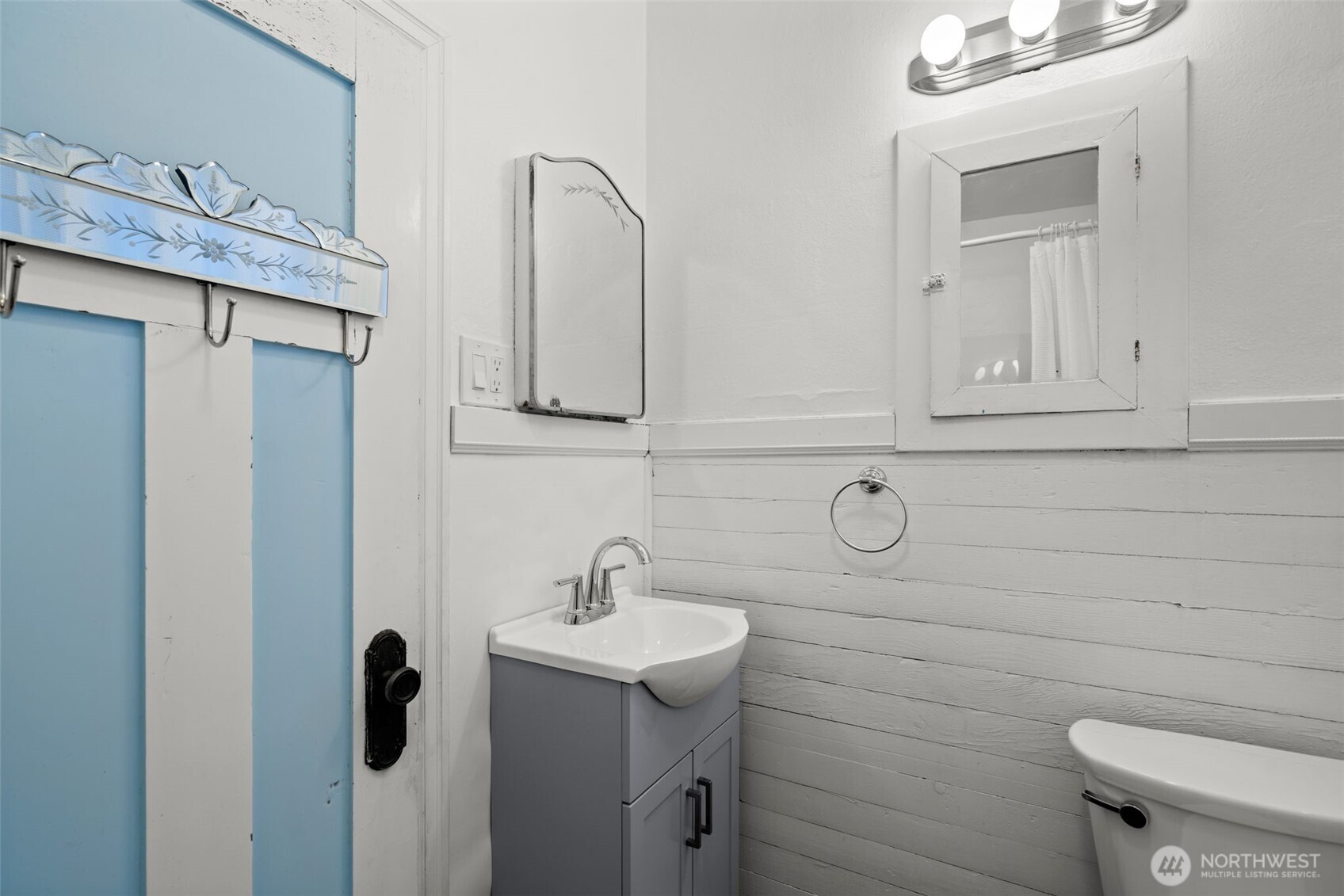 5432 New Sweden Avenue Property Photo 12