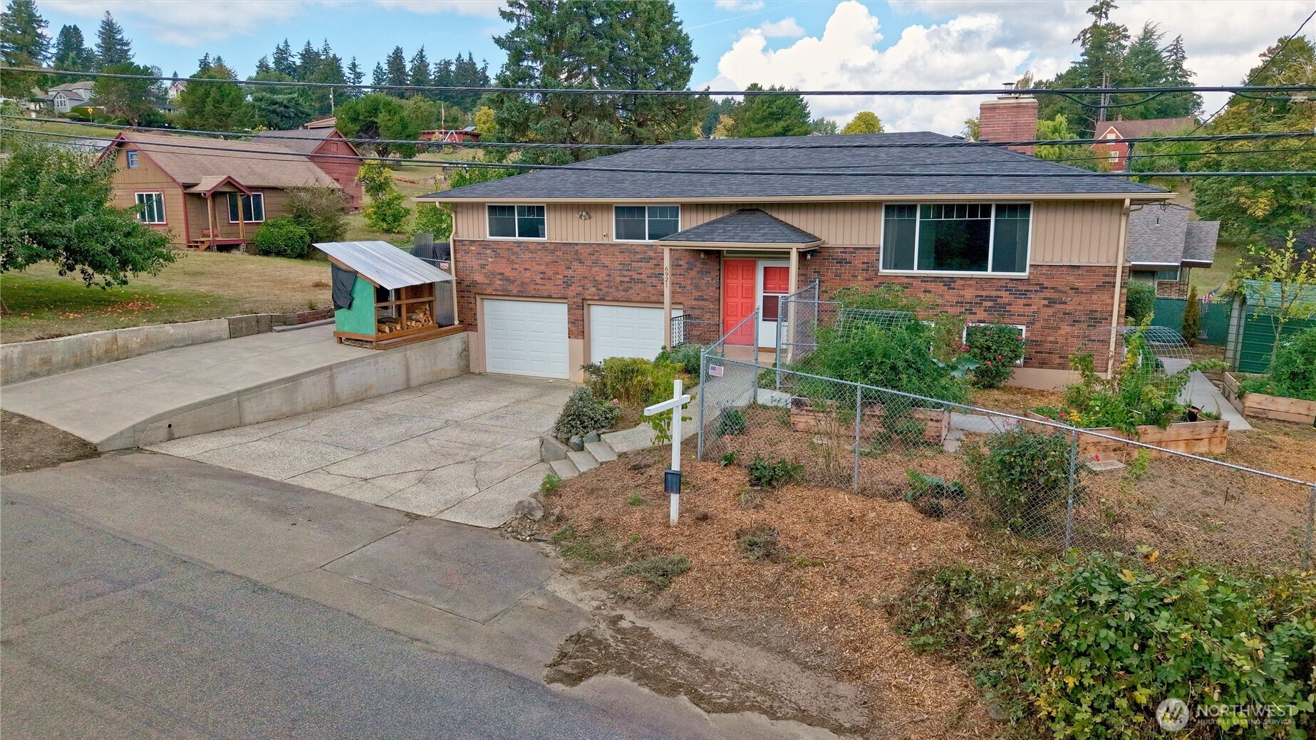 6921 12th Street Property Photo 1