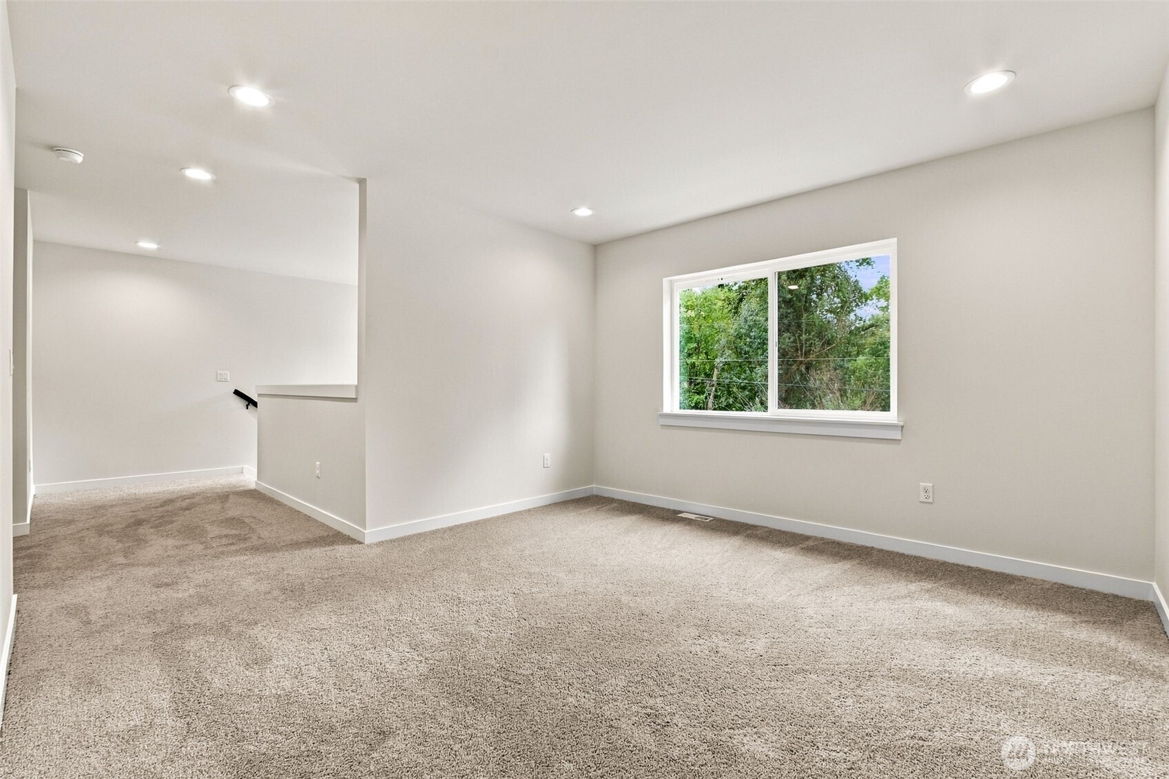 7270 14th Avenue Property Photo 12