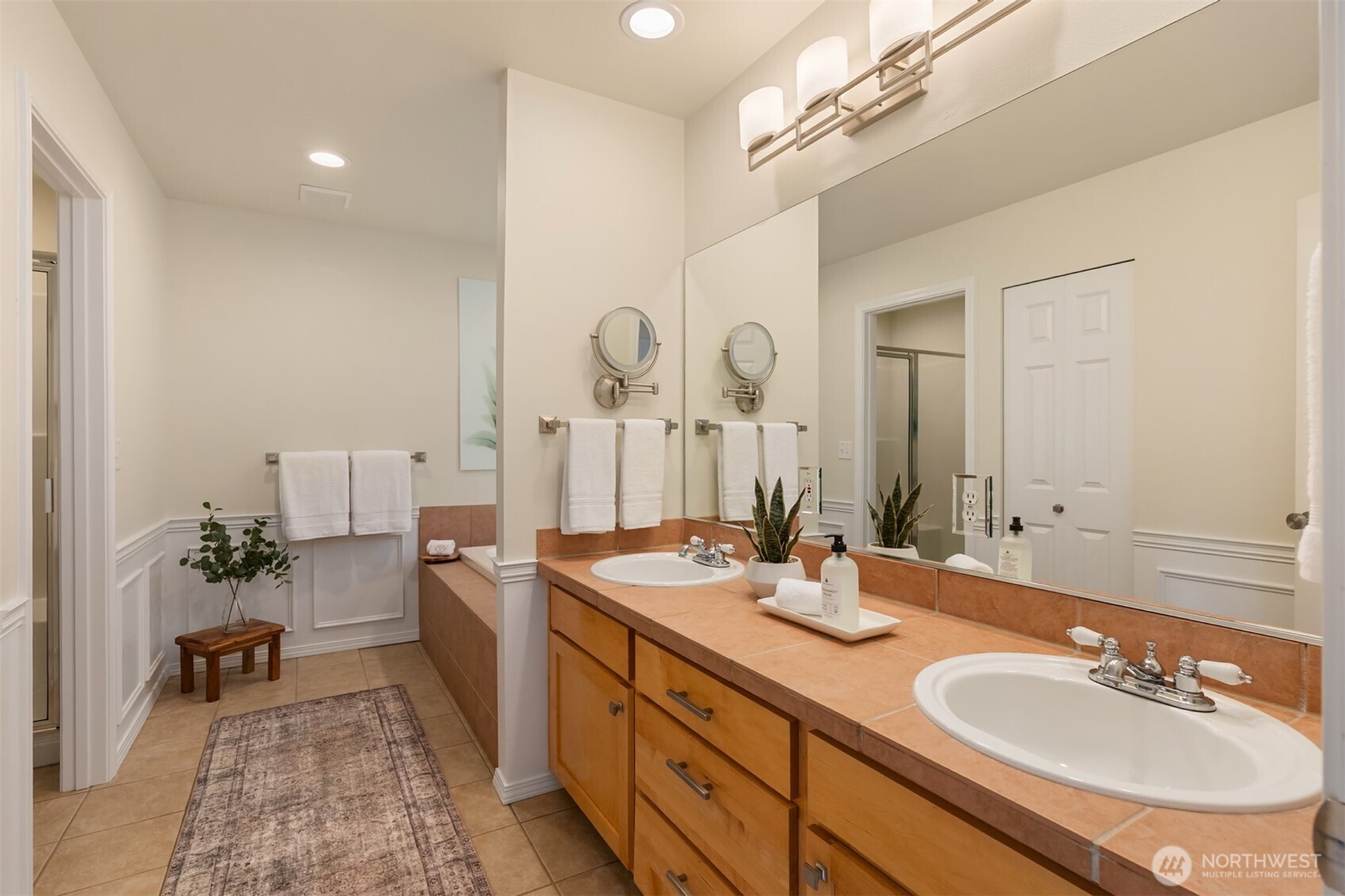 8289 New Holland Court Property Photo 12