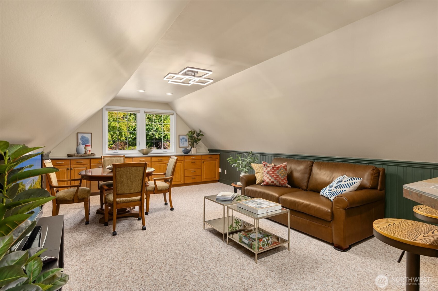 8289 New Holland Court Property Photo 17