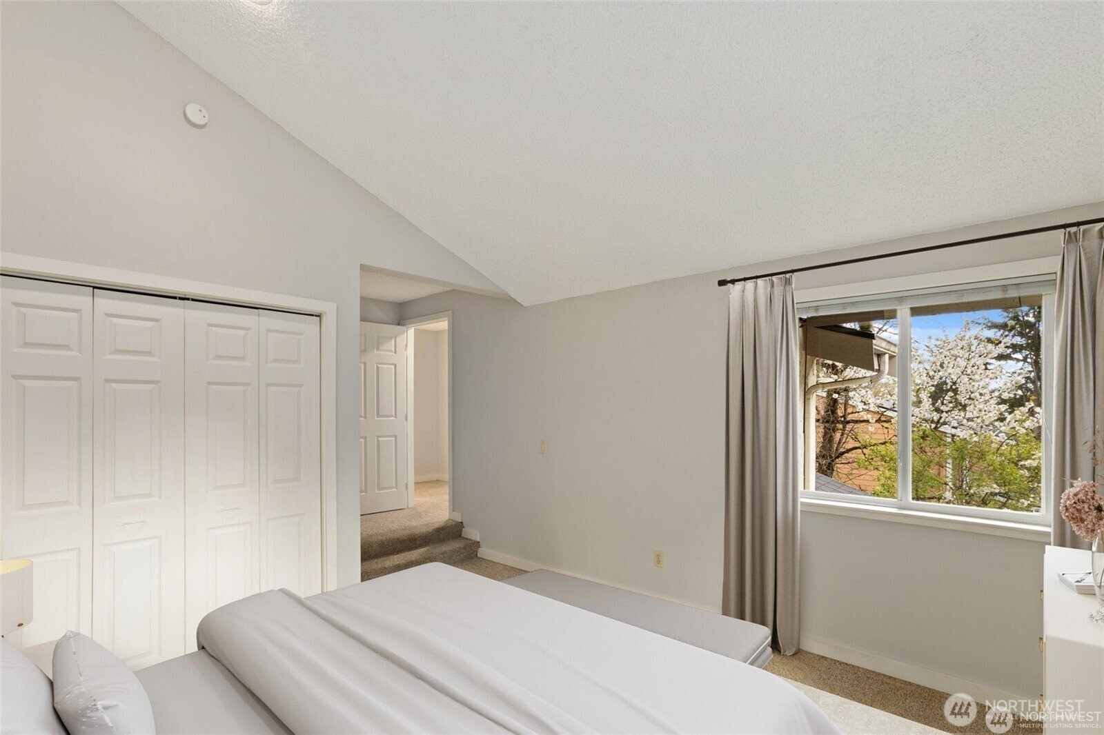 17534 Ne 88th Place Property Photo 13