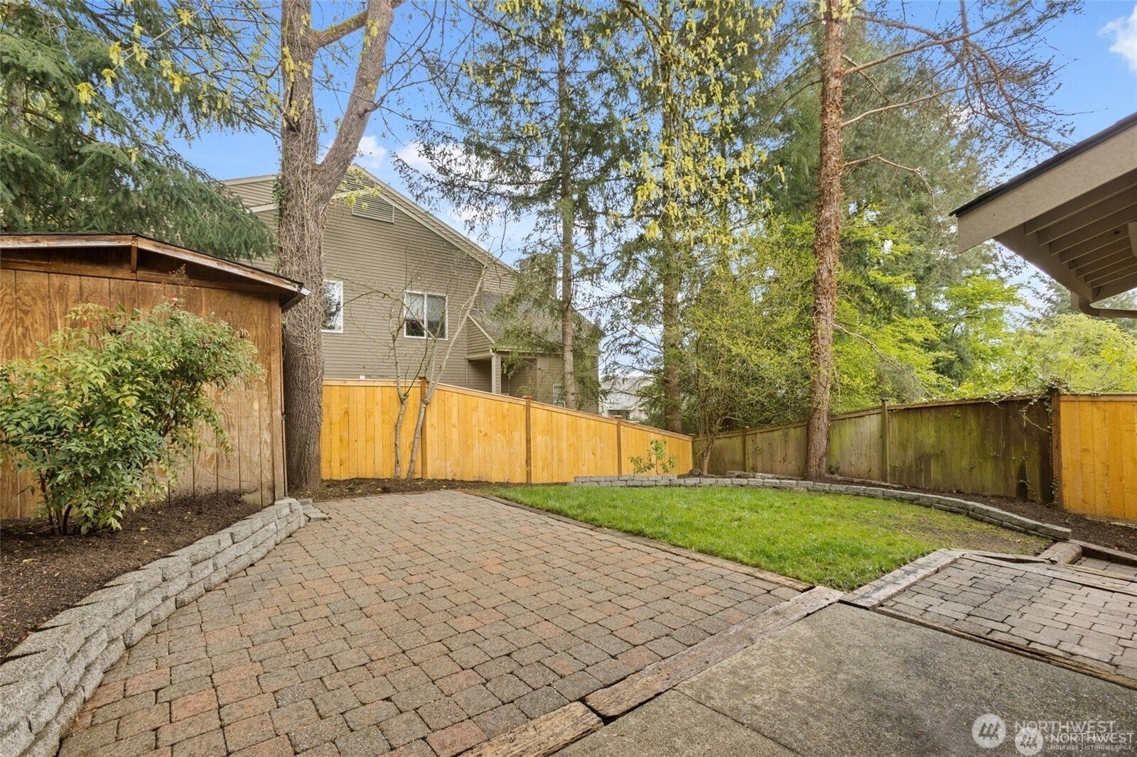 17534 Ne 88th Place Property Photo 17