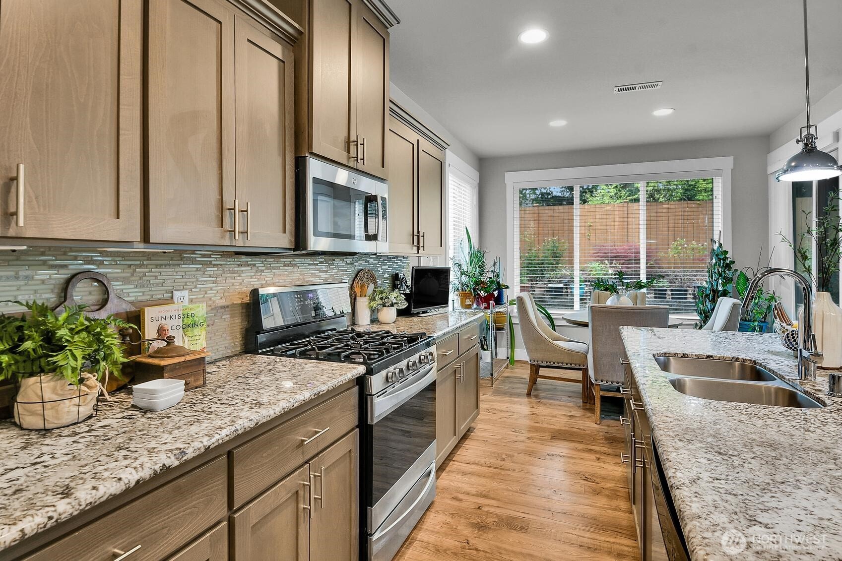 13130 123rd Avenue Property Photo 7