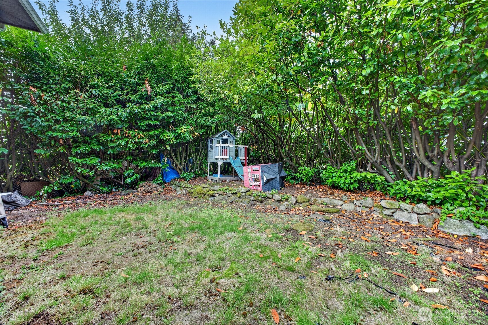 26523 Manchester Avenue Property Photo 24