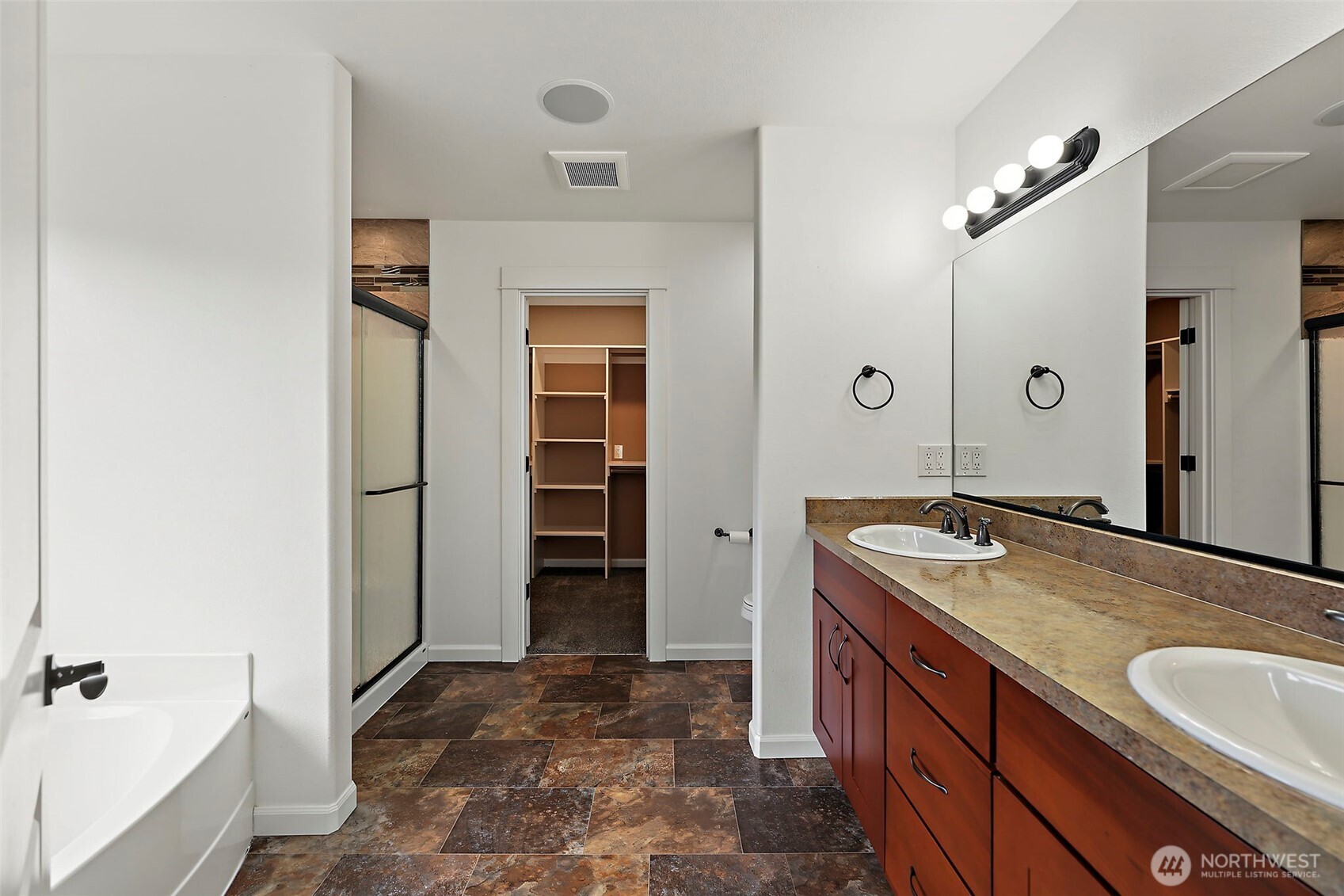 11407 135th Street Property Photo 18