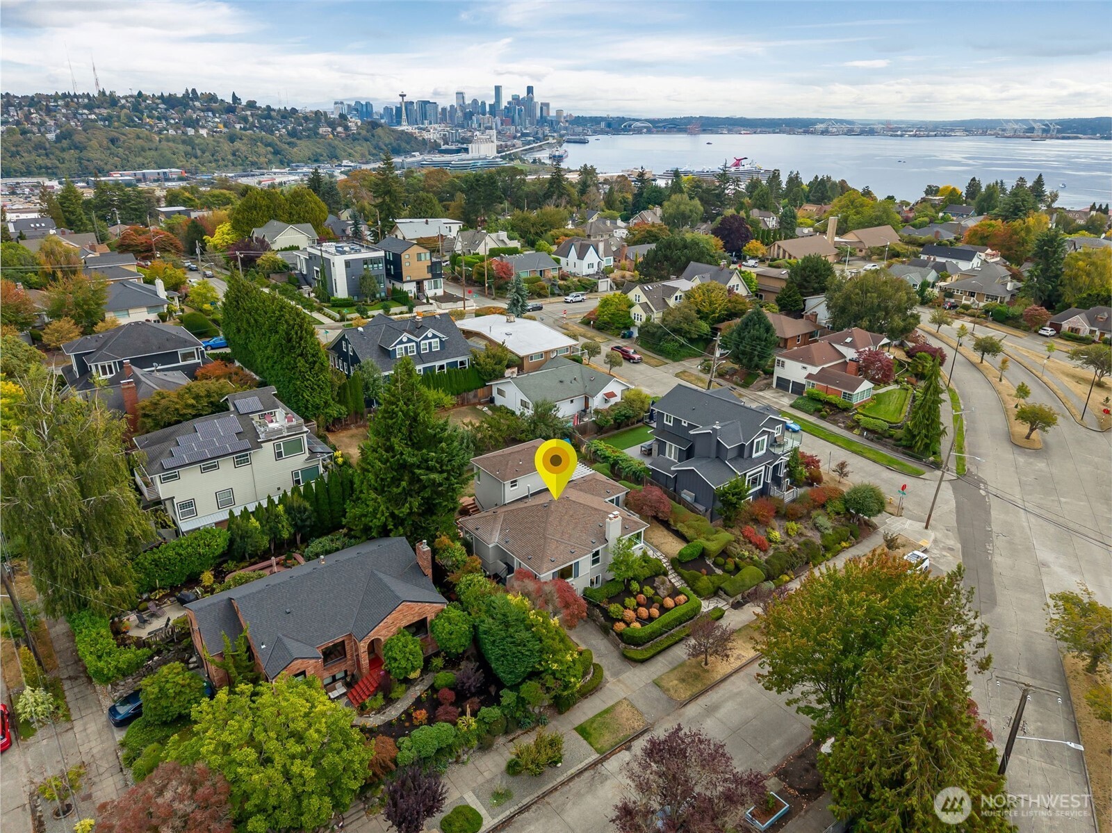 1908 29th Avenue Property Photo 2