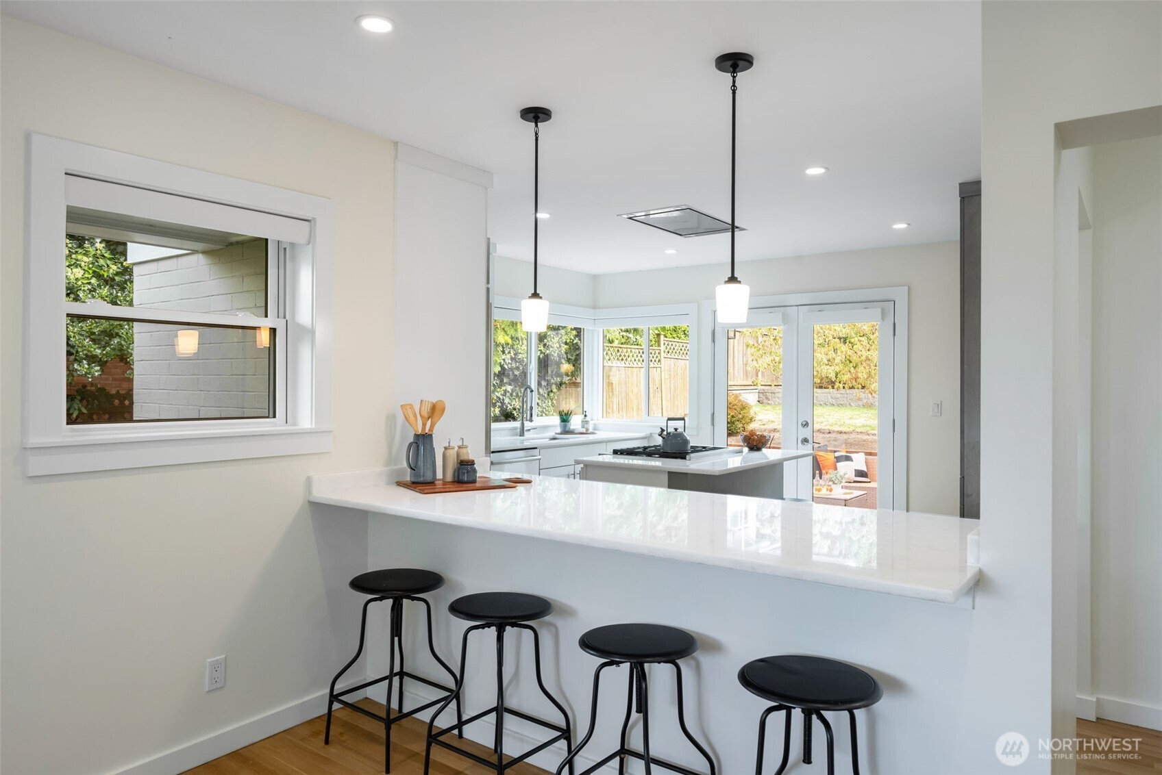 1908 29th Avenue Property Photo 9