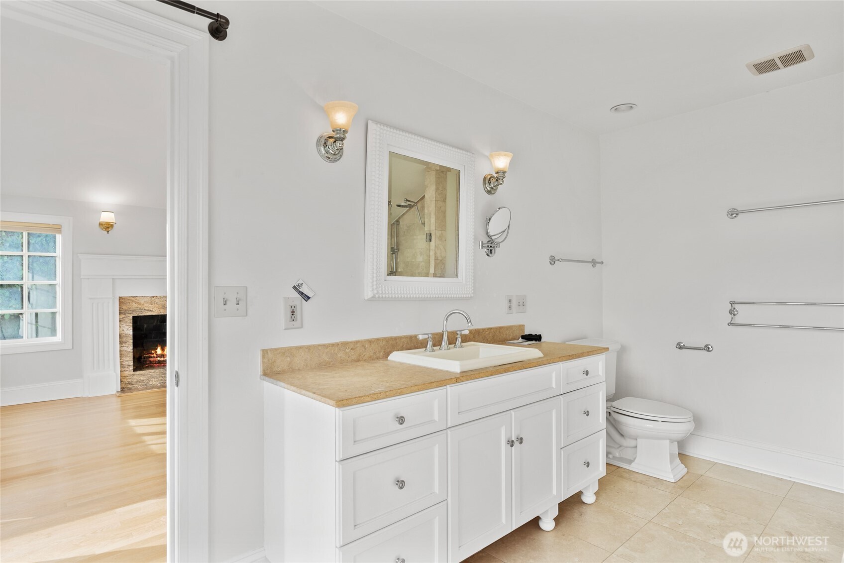 1435 Newport Way Property Photo 17