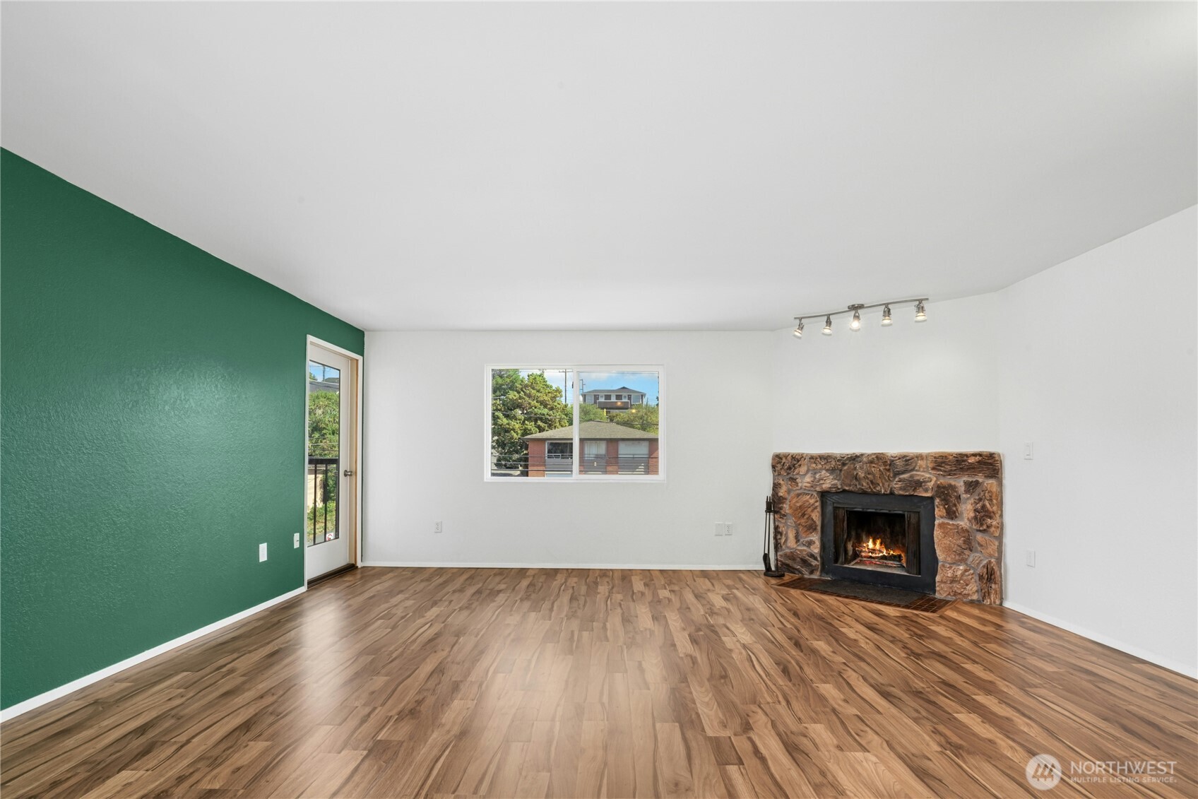 9255 Greenwood Avenue 38 Property Photo 19