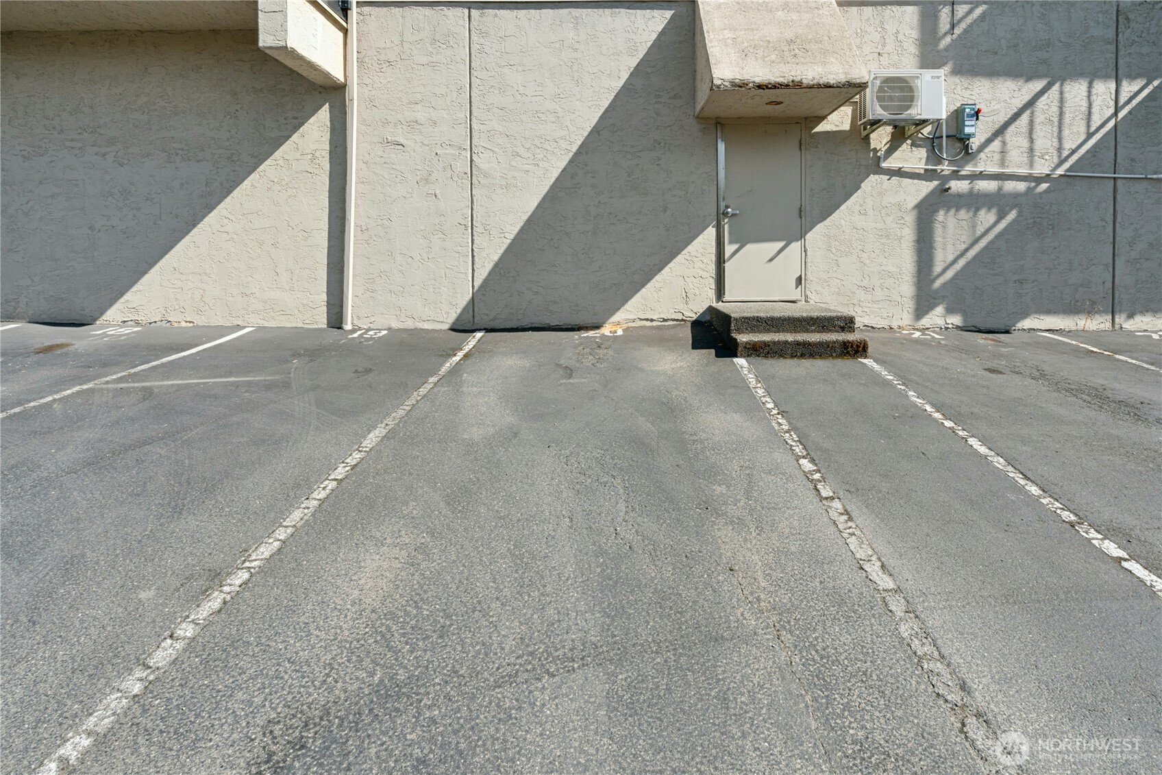 9255 Greenwood Avenue 38 Property Photo 33