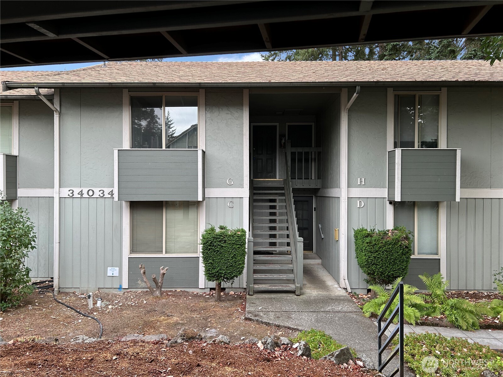 34034 1st Place G Property Photo 1