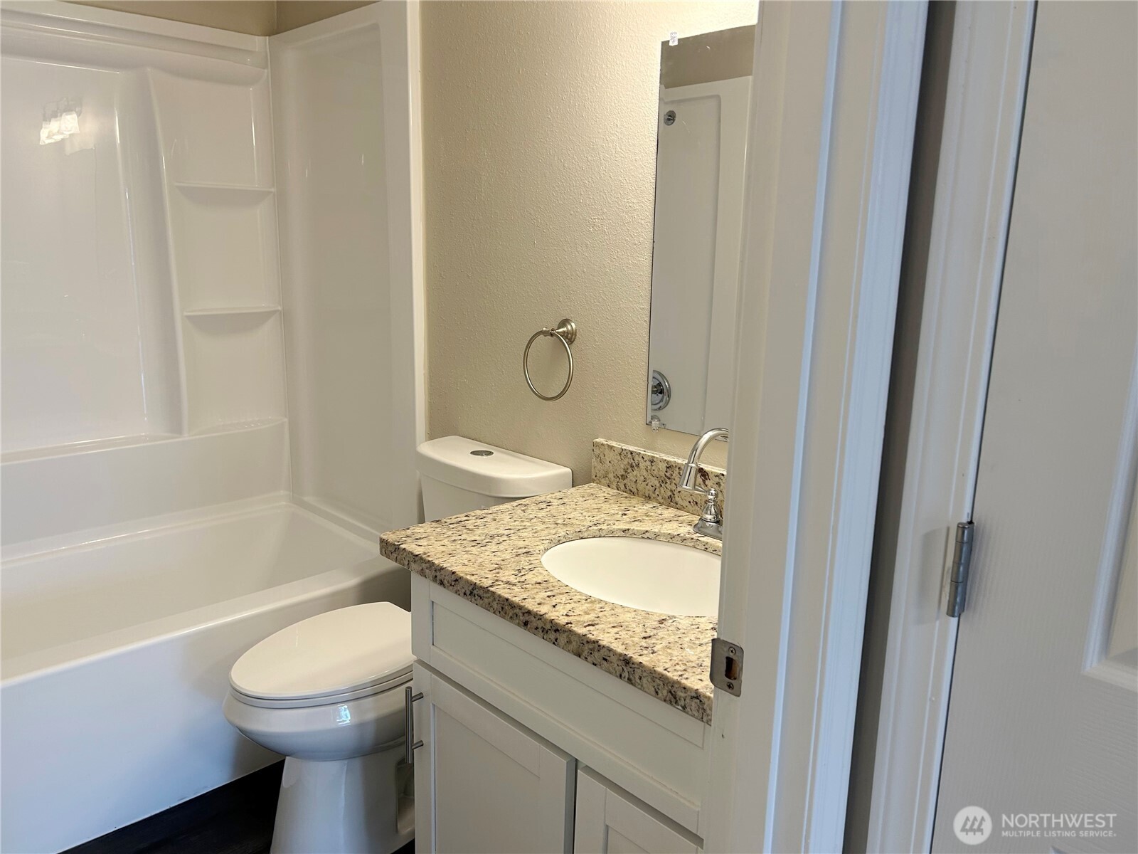34034 1st Place G Property Photo 6