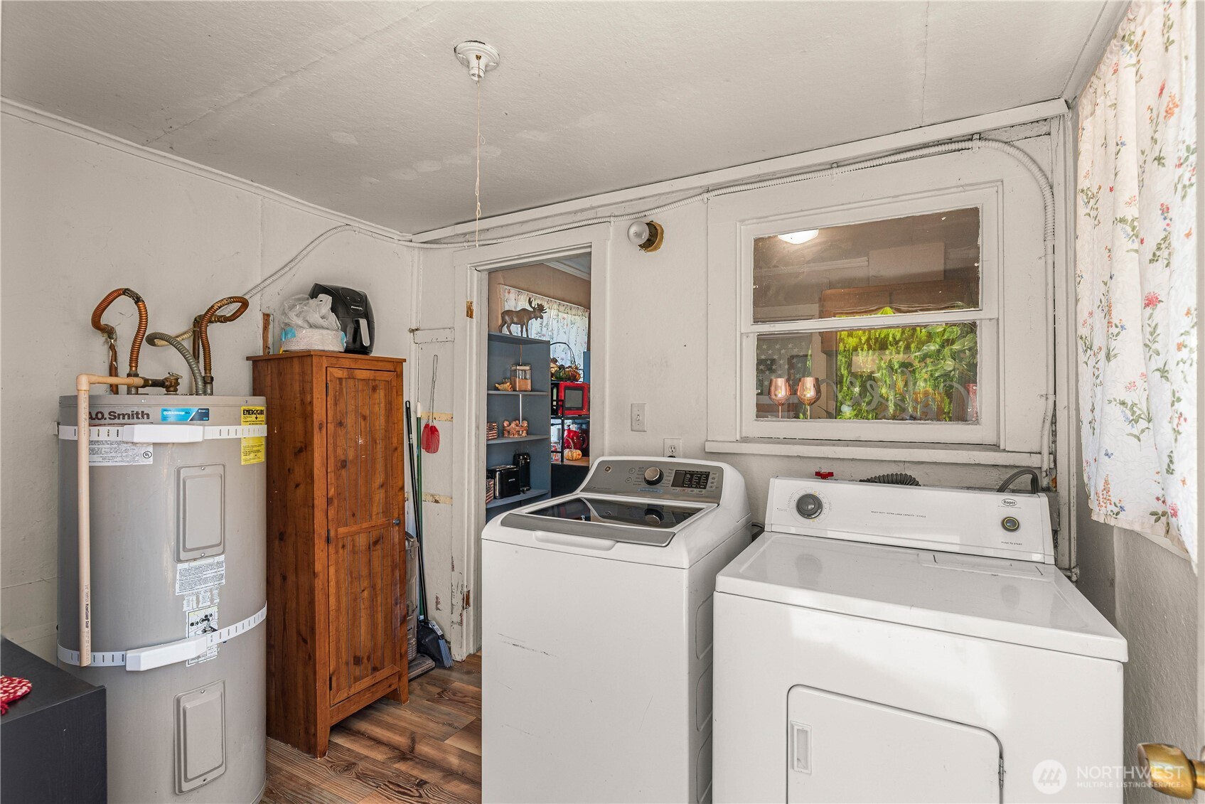 96 Fuller St. Property Photo 18