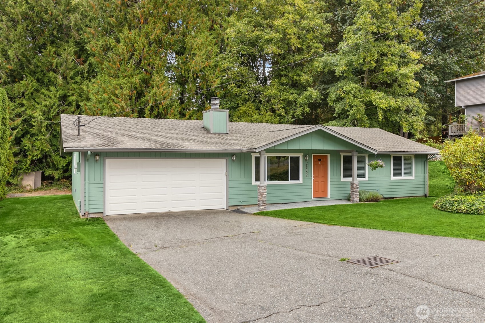 26452 Edgewater Boulevard Property Photo 2