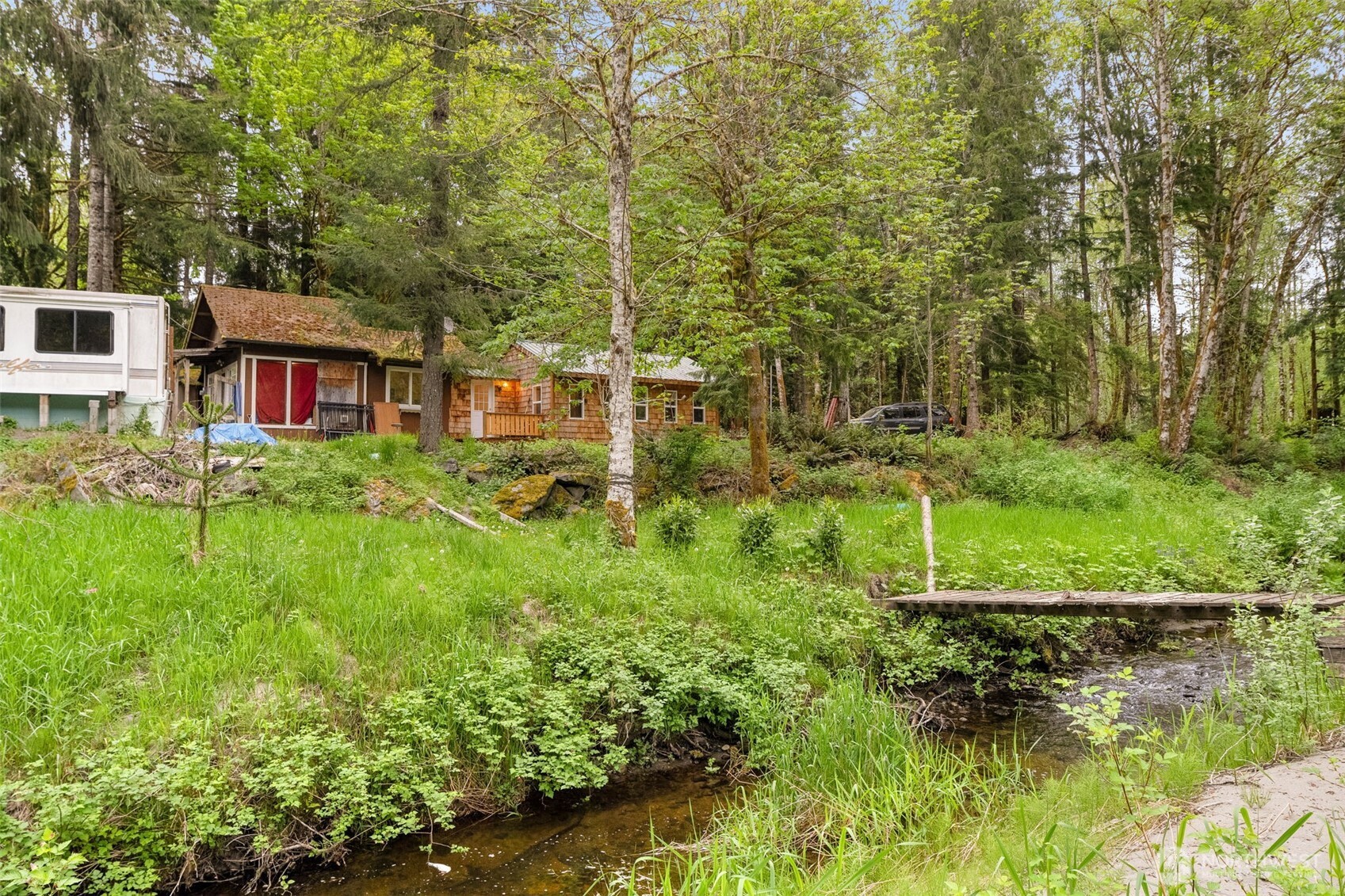 31212 Mountain Loop Highway Property Photo 3