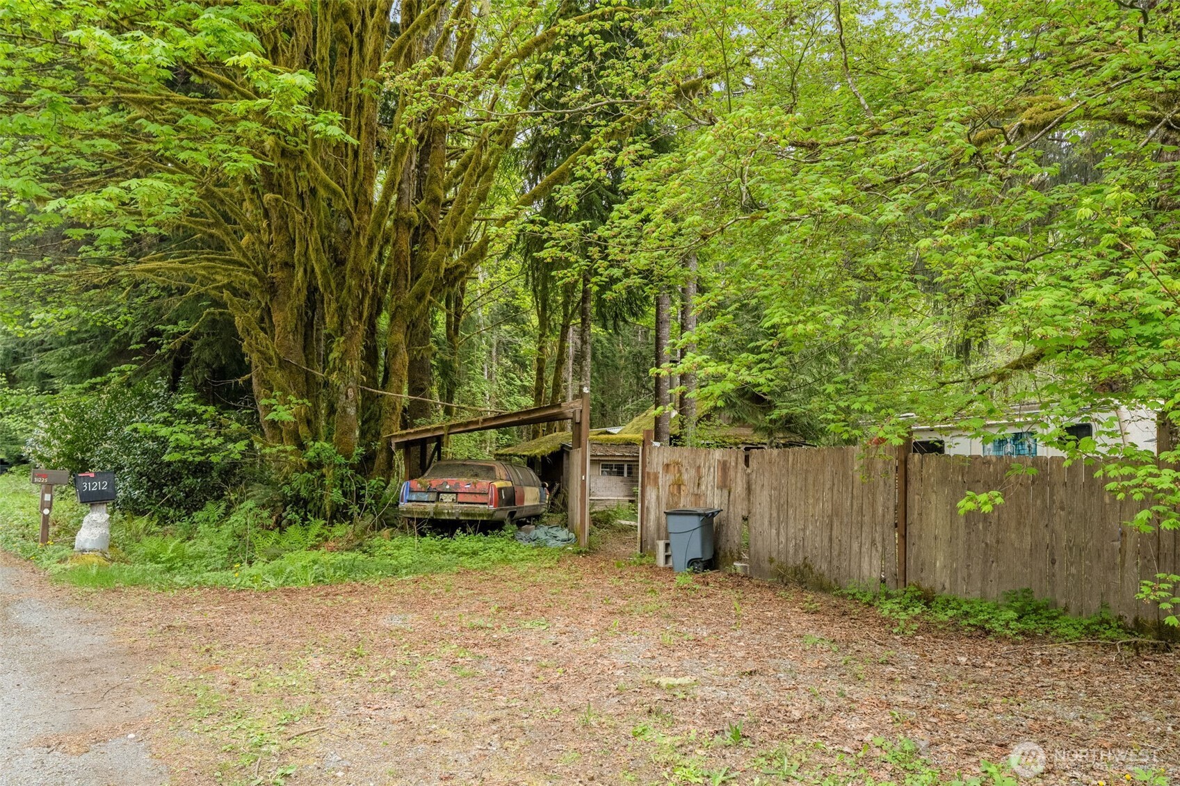 31212 Mountain Loop Highway Property Photo 27