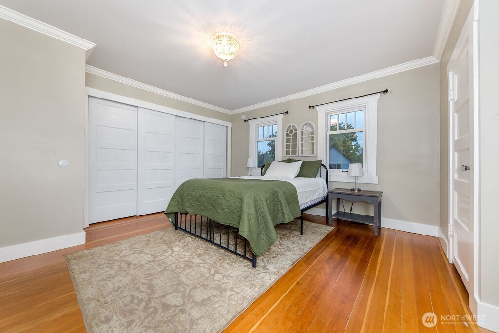 1415 N Steele Street Property Photo 11
