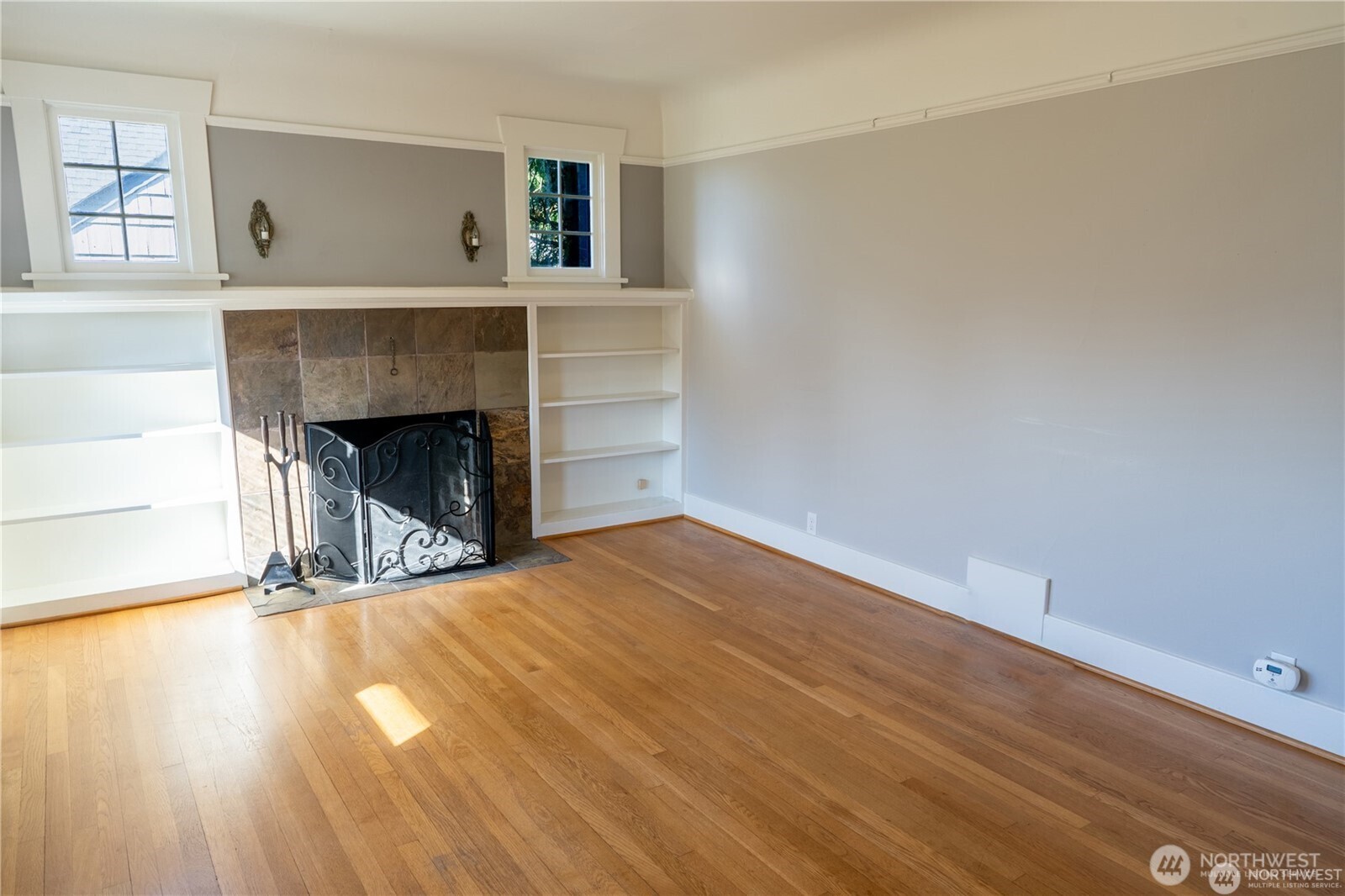 6910 37th Avenue Property Photo 8