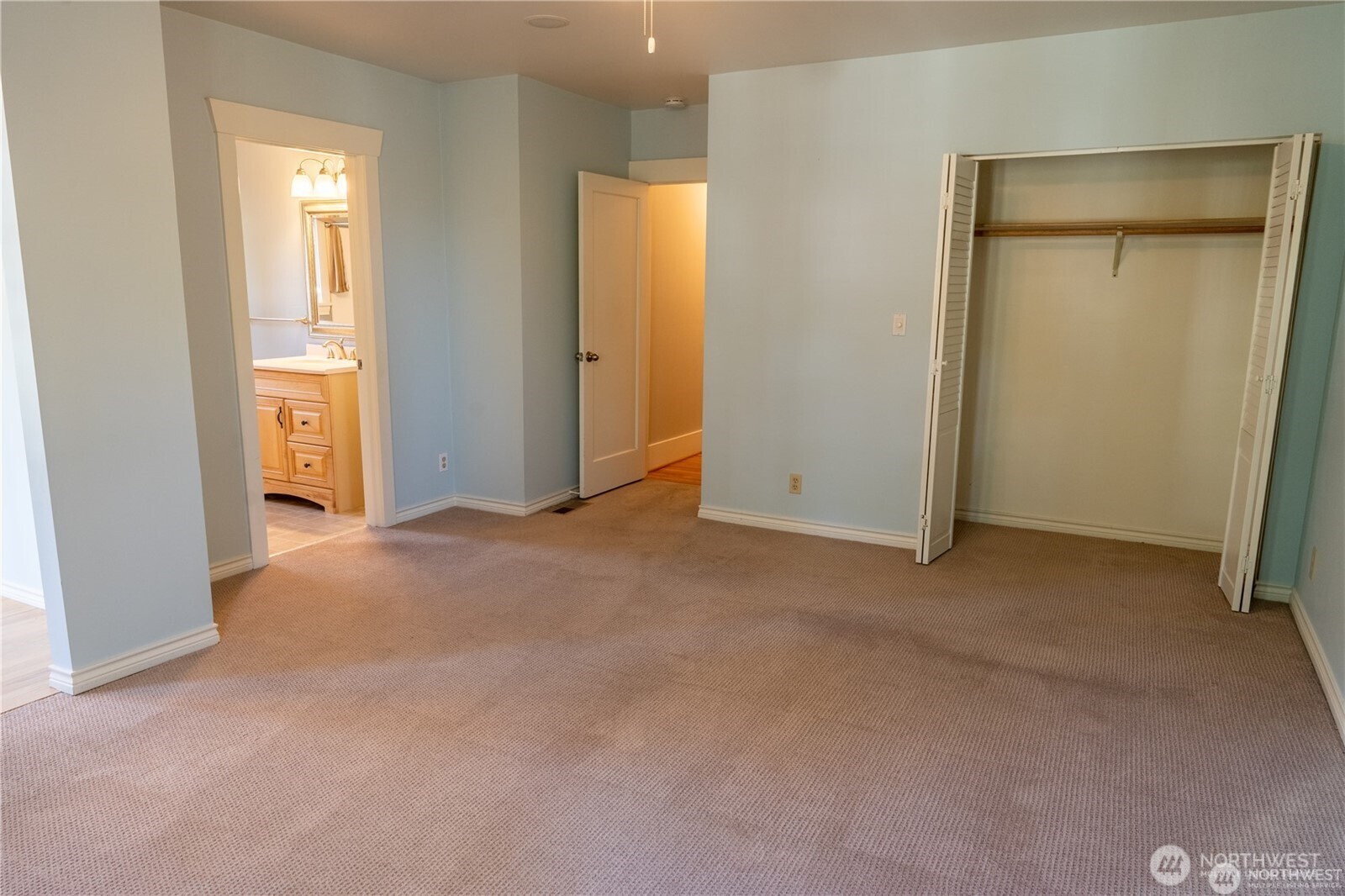 6910 37th Avenue Property Photo 23