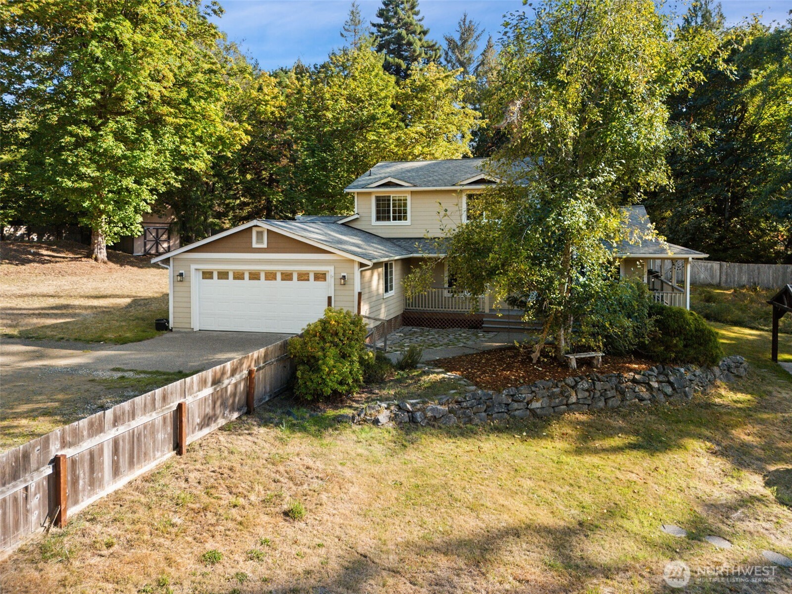 6741 Cooper Point Road Property Photo 1