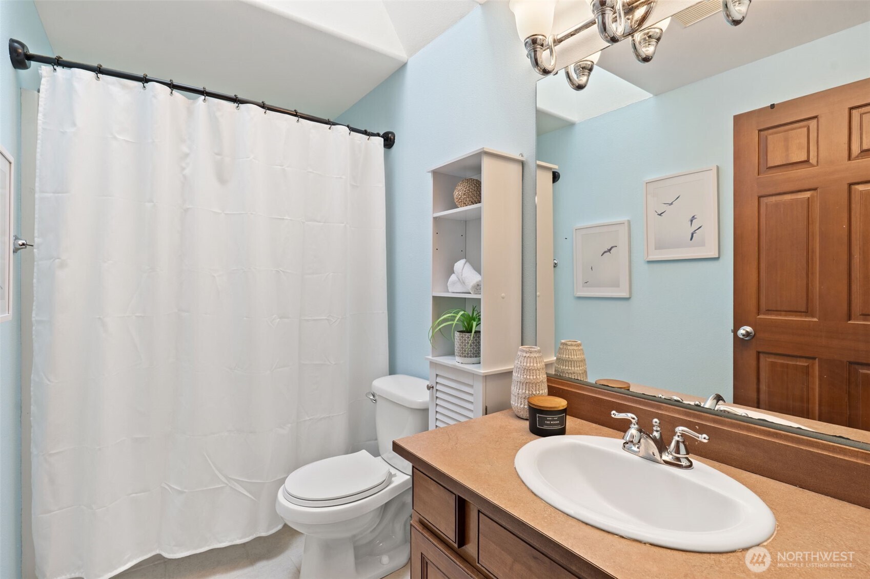 6741 Cooper Point Road Property Photo 26