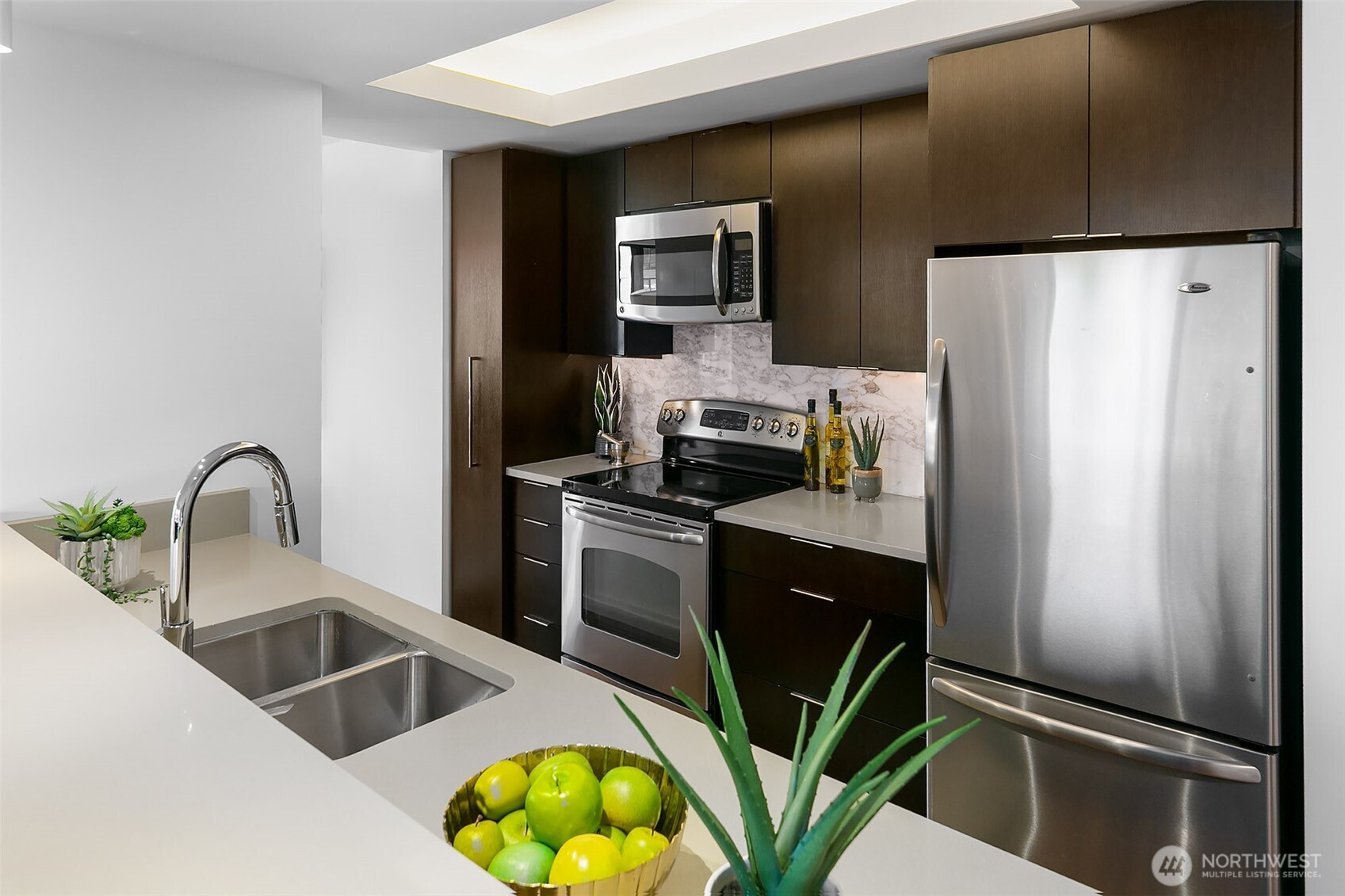 1301 Spring Street 5a Property Photo 9