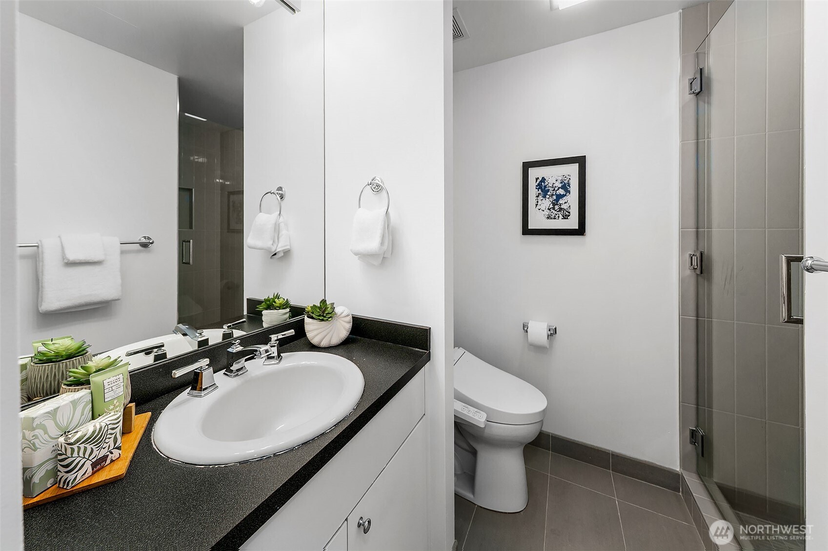 1301 Spring Street 5a Property Photo 14