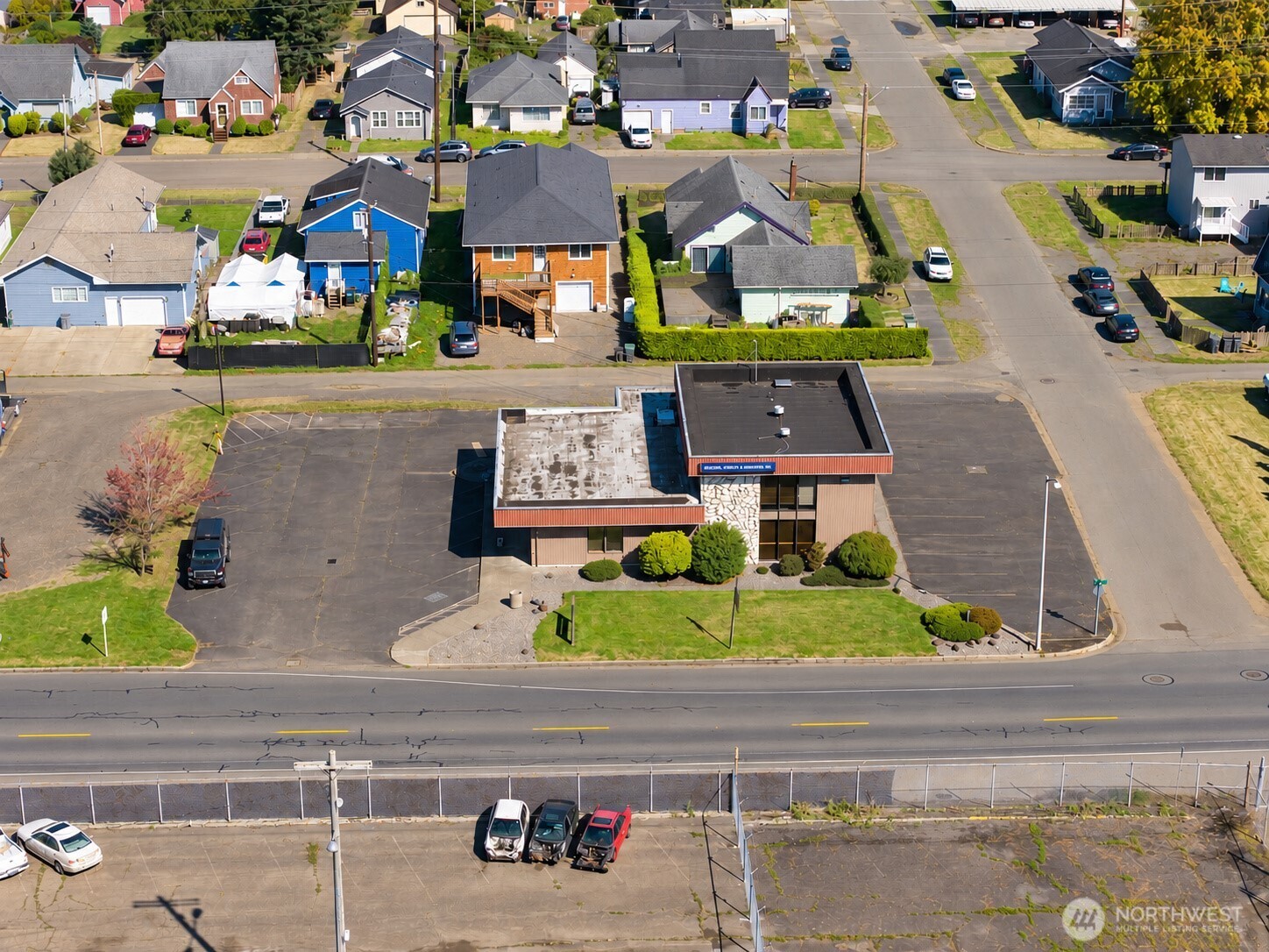 2323 Bay Ave Property Photo 5
