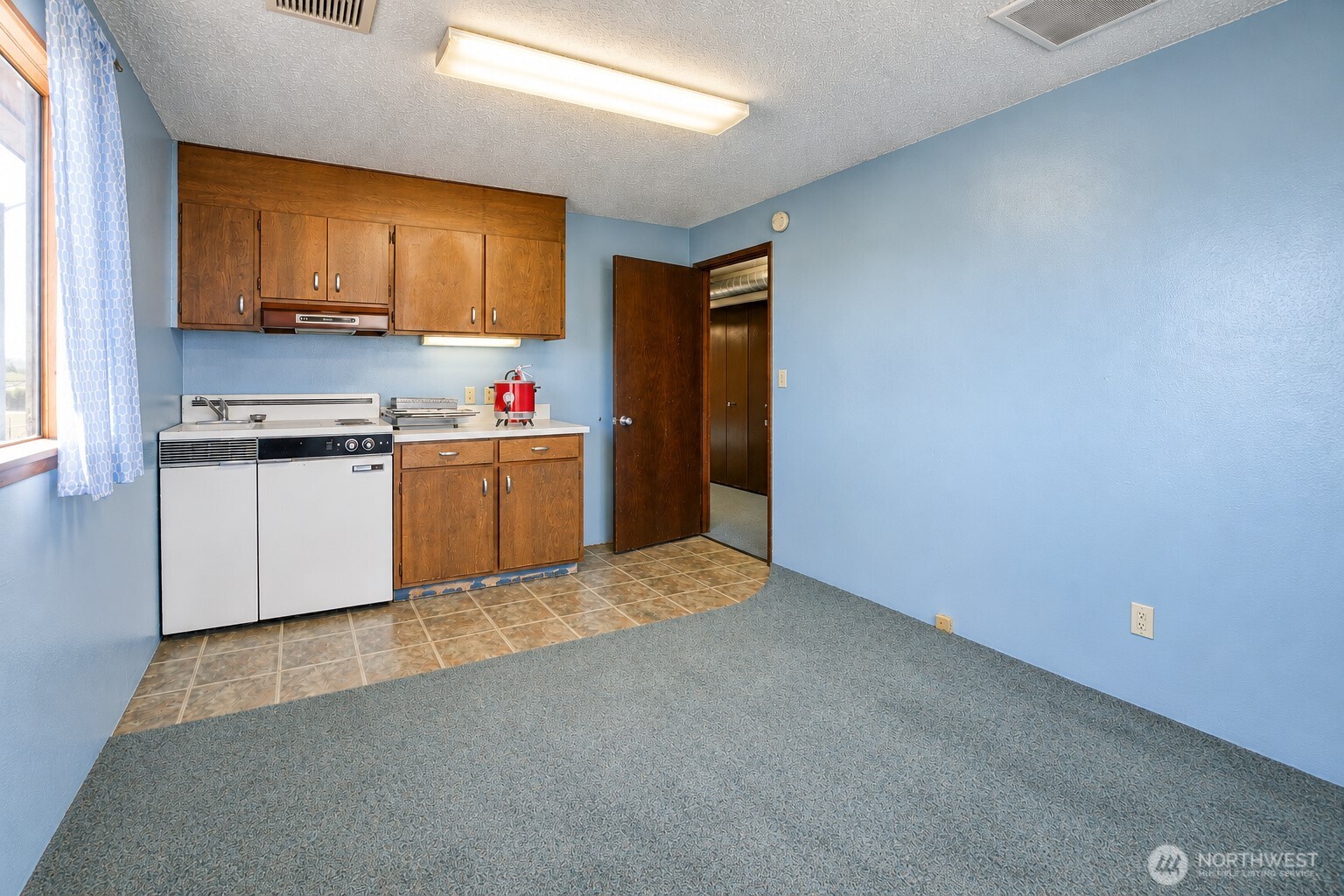 2323 Bay Ave Property Photo 22