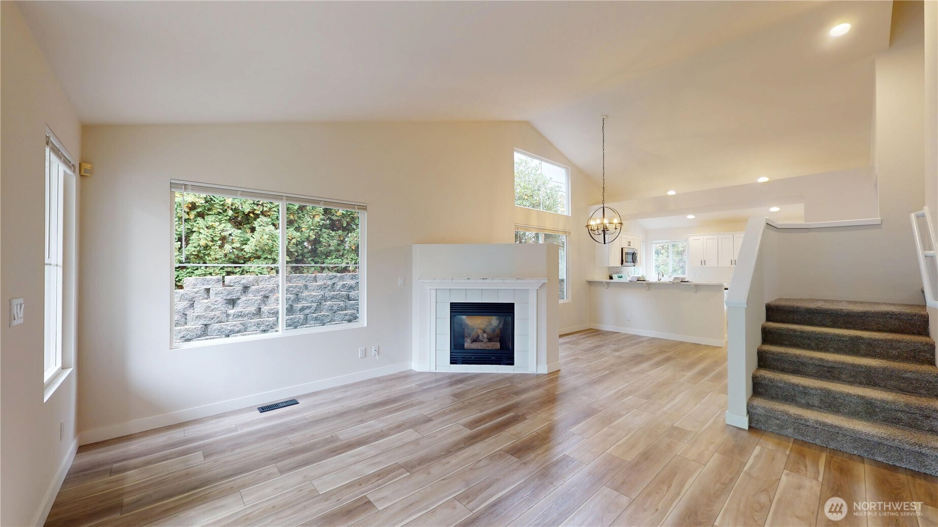 9745 Sea Isle Lane Property Photo 3