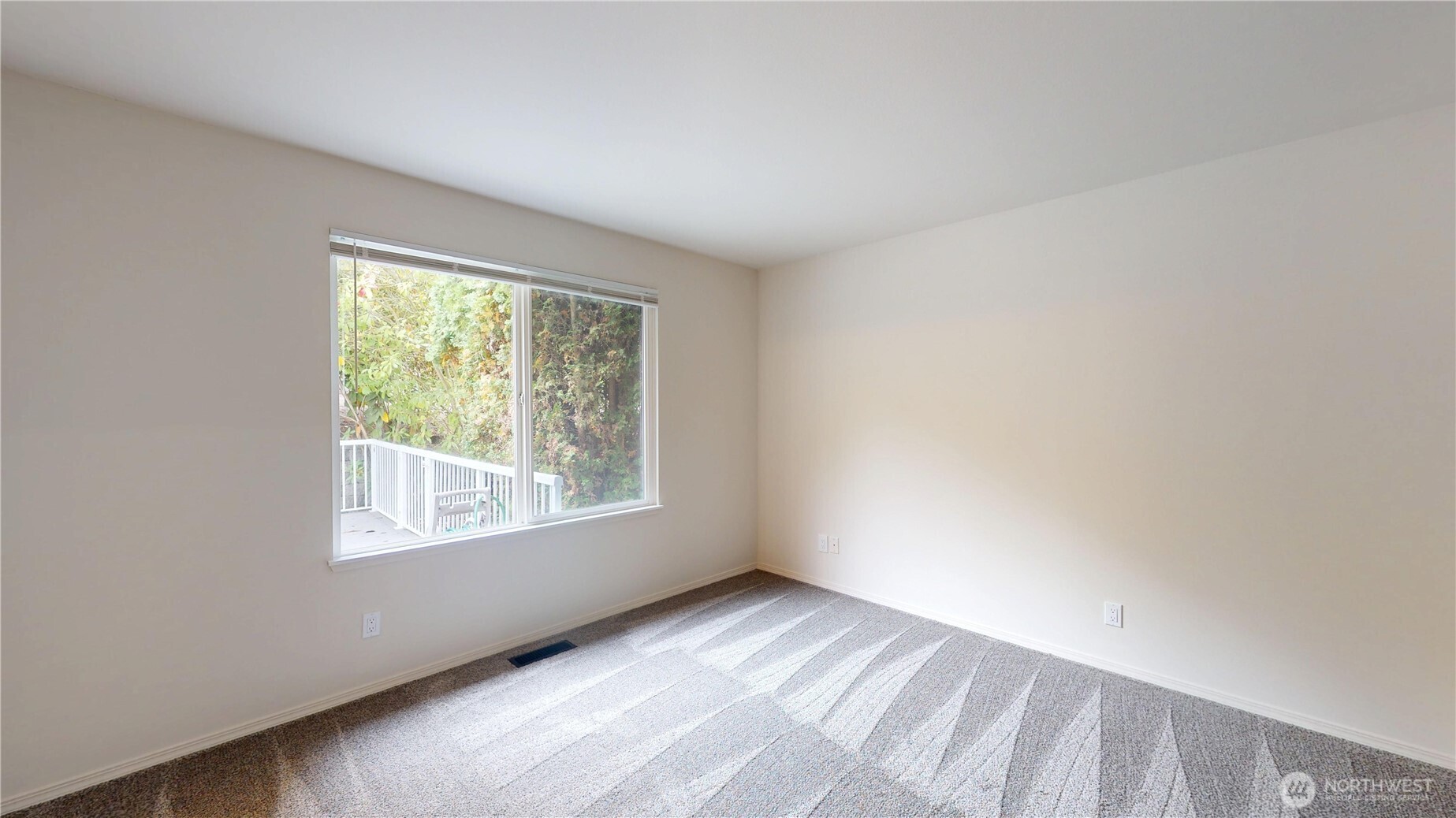 9745 Sea Isle Lane Property Photo 14