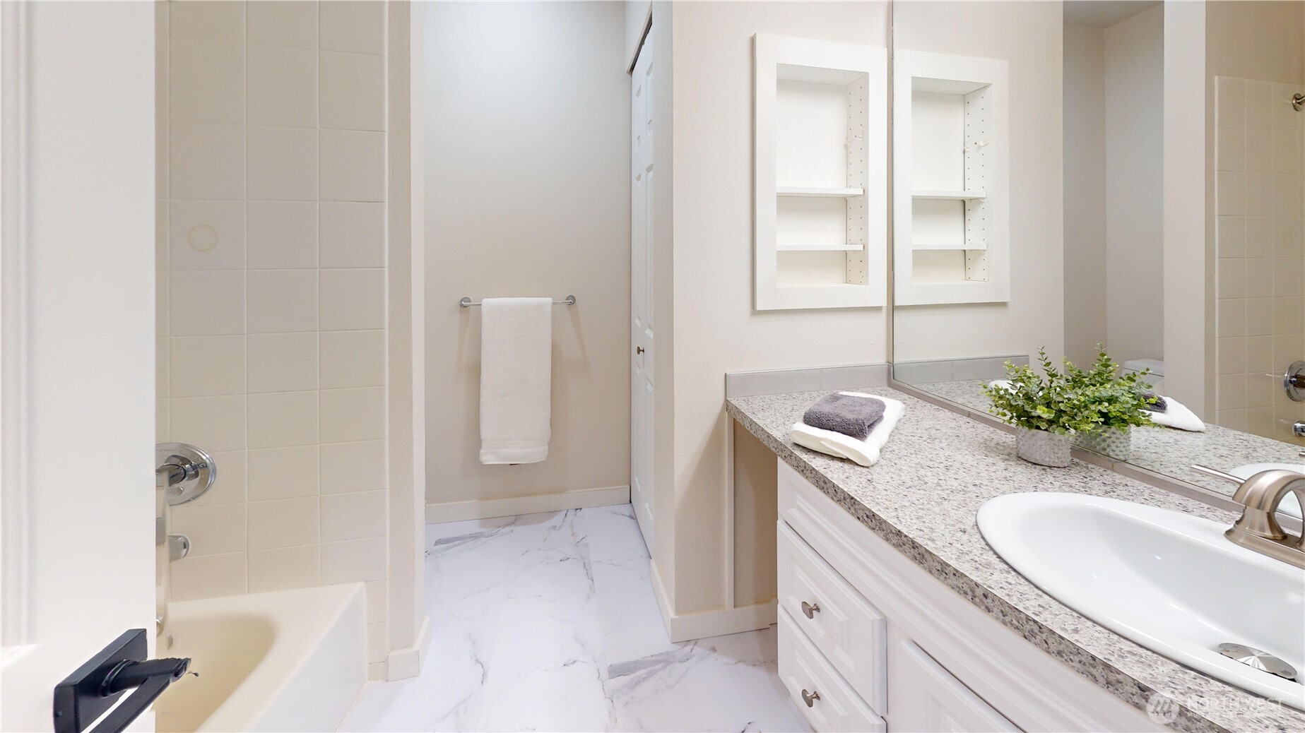 9745 Sea Isle Lane Property Photo 23