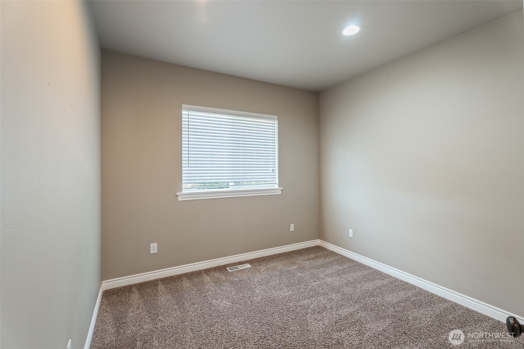 1541 N Anne Avenue Property Photo 26