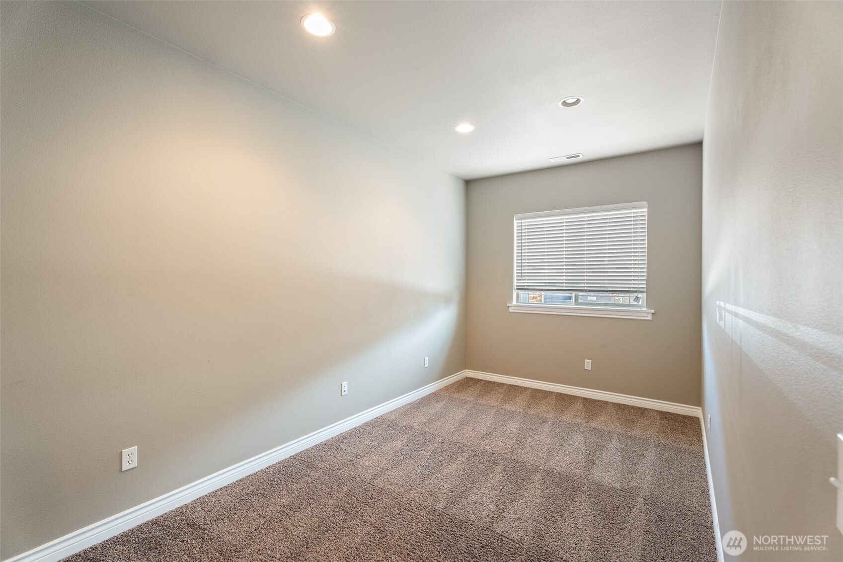 1541 N Anne Avenue Property Photo 31