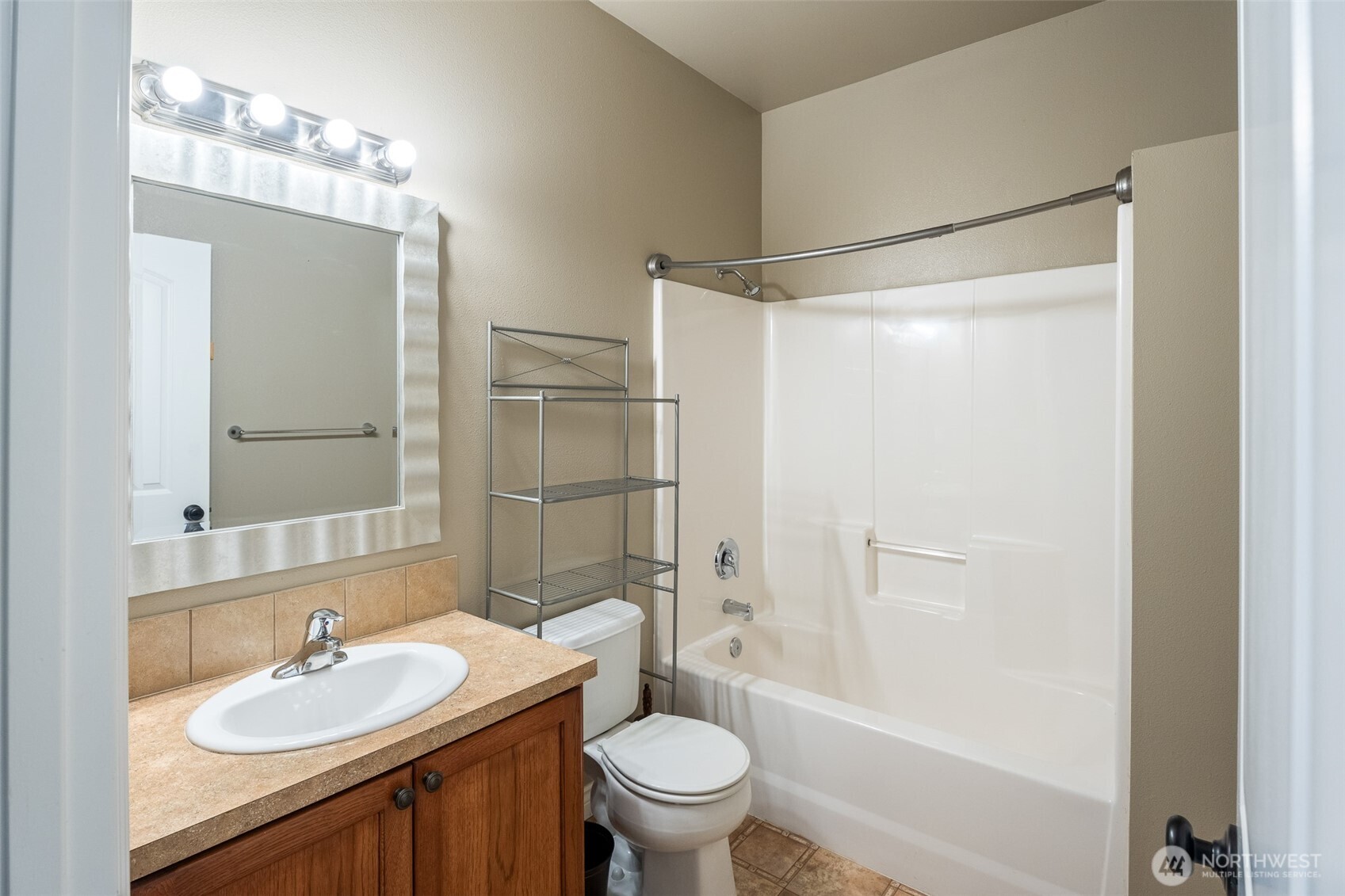 1541 N Anne Avenue Property Photo 33