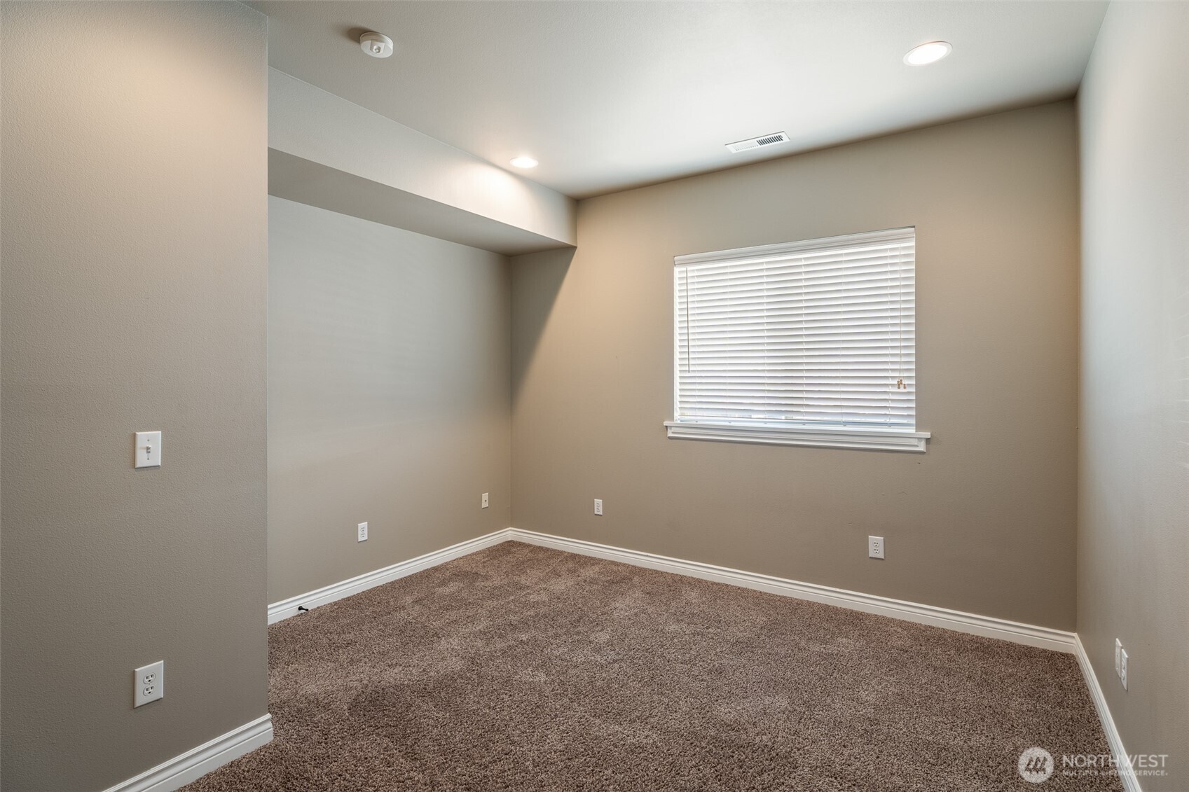 1541 N Anne Avenue Property Photo 35