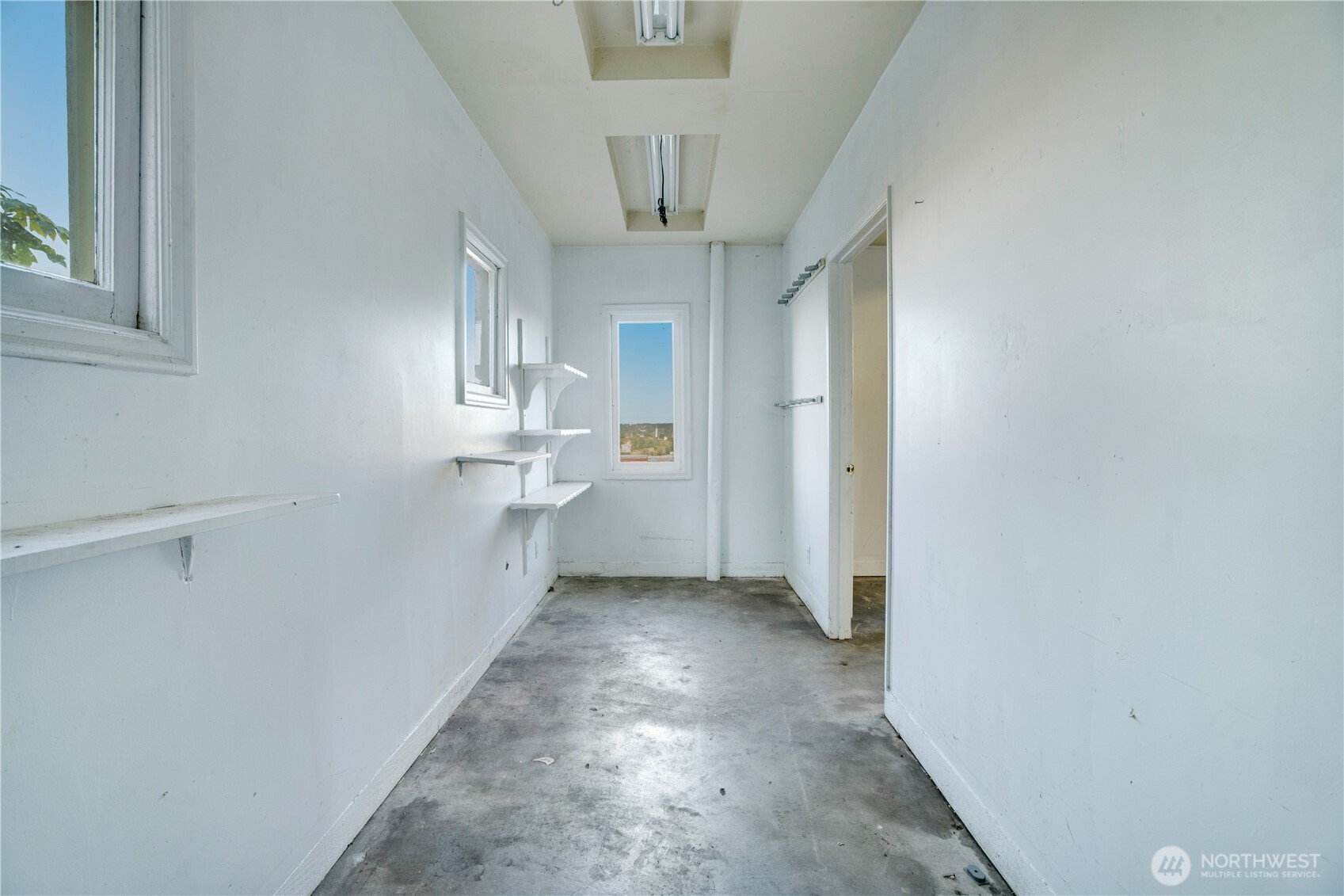 2819 E K Street Property Photo 31