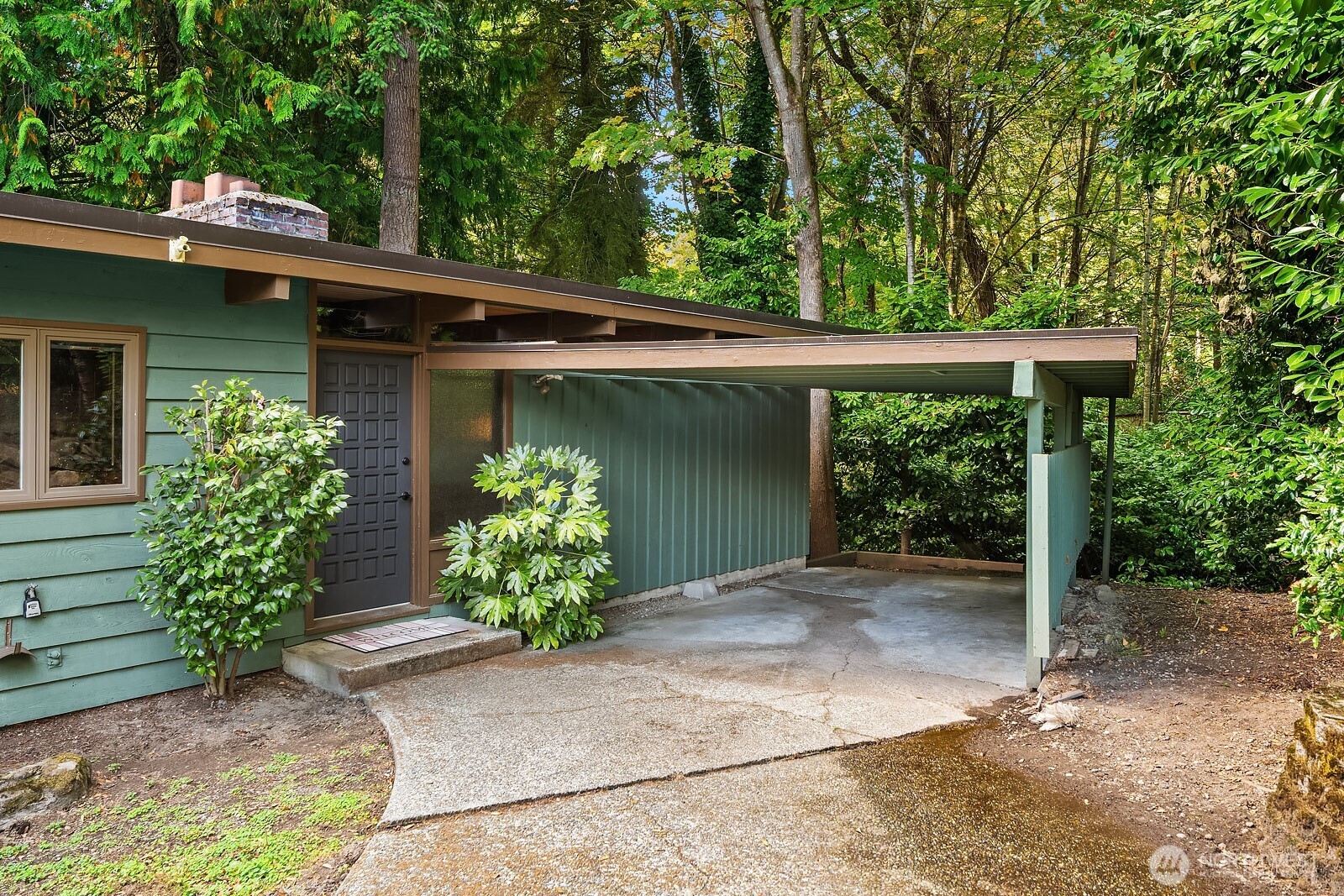 18415 51st Place Property Photo 2
