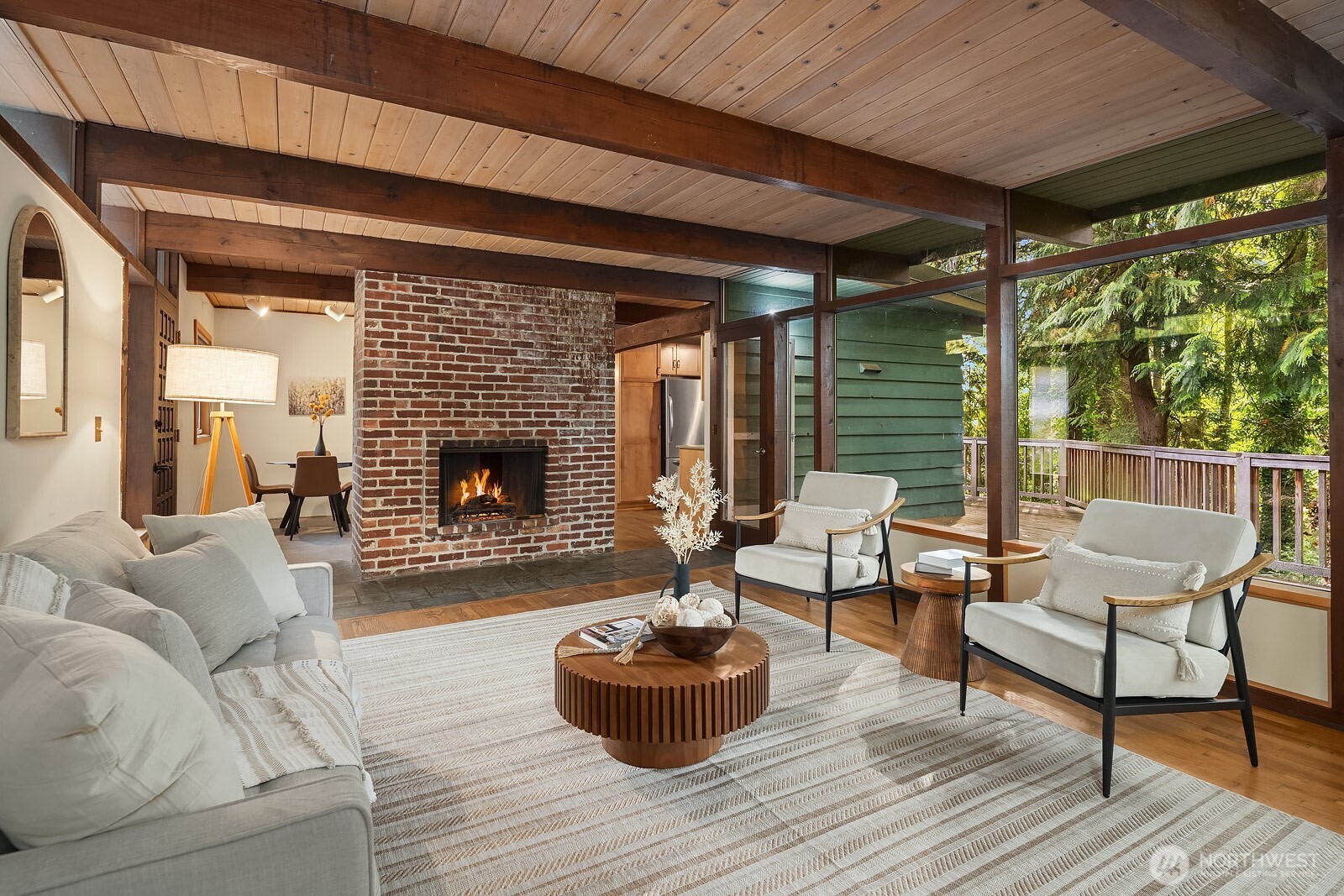 18415 51st Place Property Photo 3