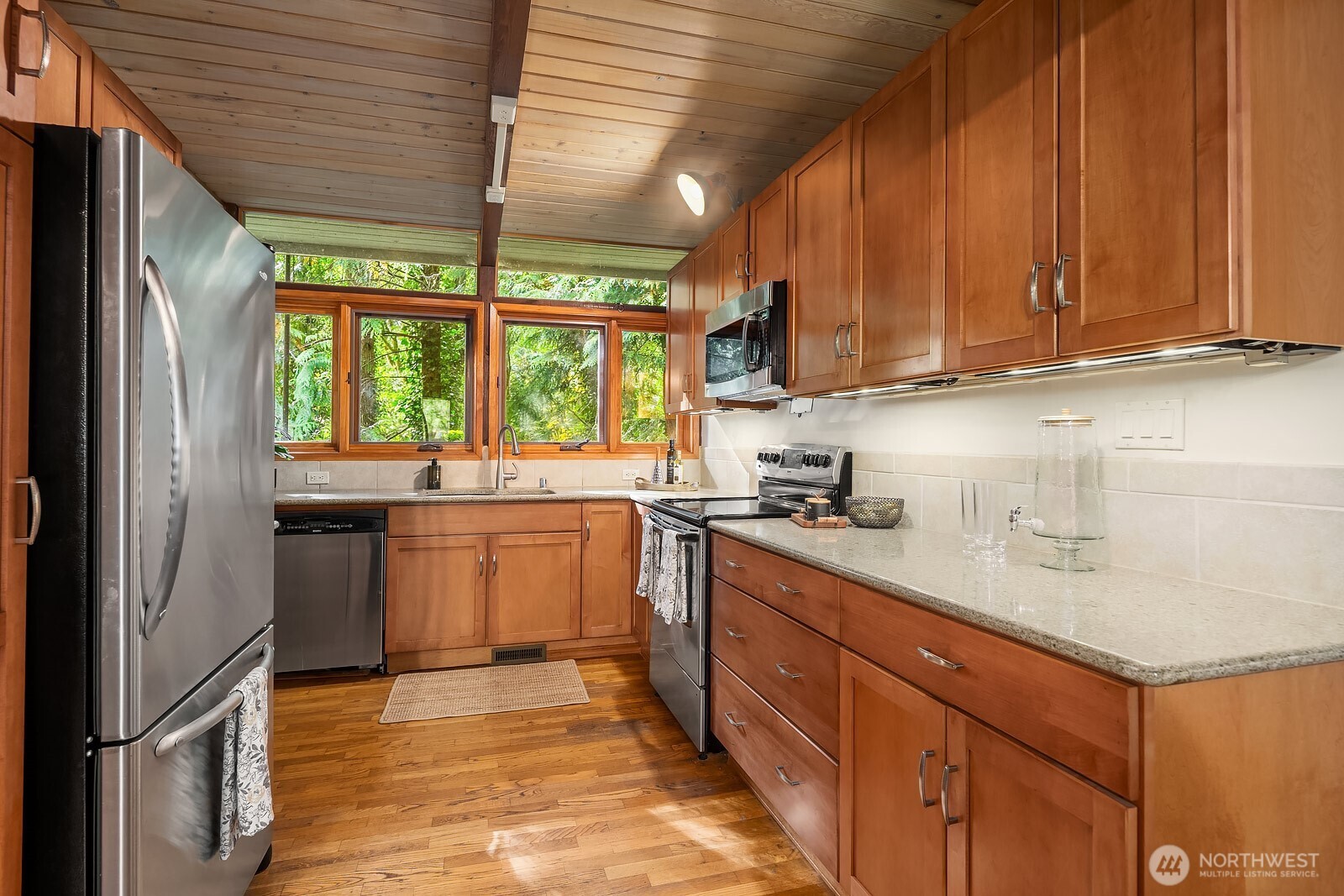18415 51st Place Property Photo 7