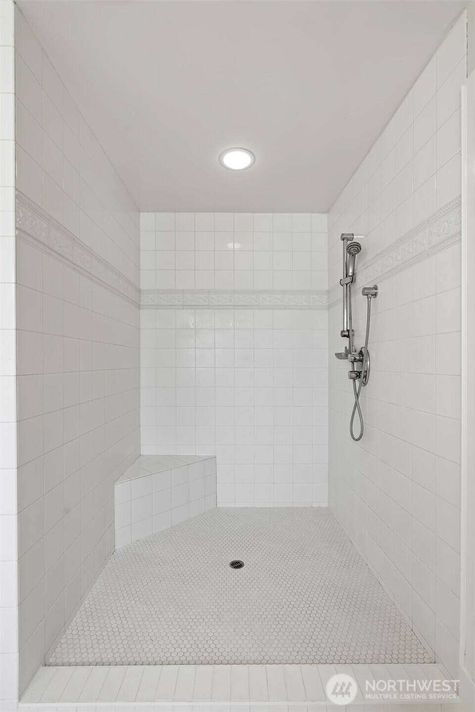 605 E 4th Avenue Property Photo 25
