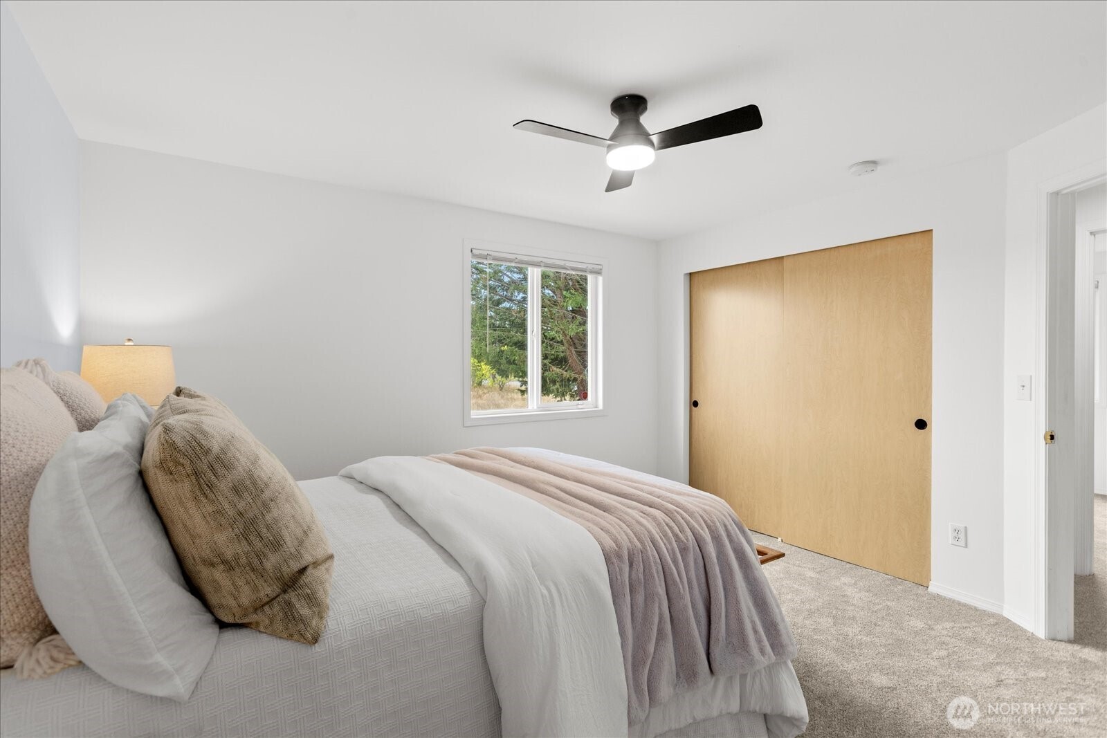 4501 151st Place Property Photo 15